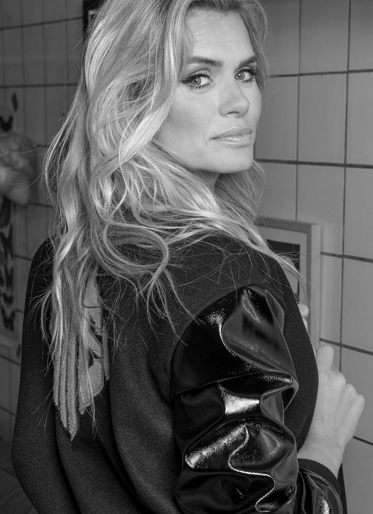 Nicolette van Dam Nicolette van Dam