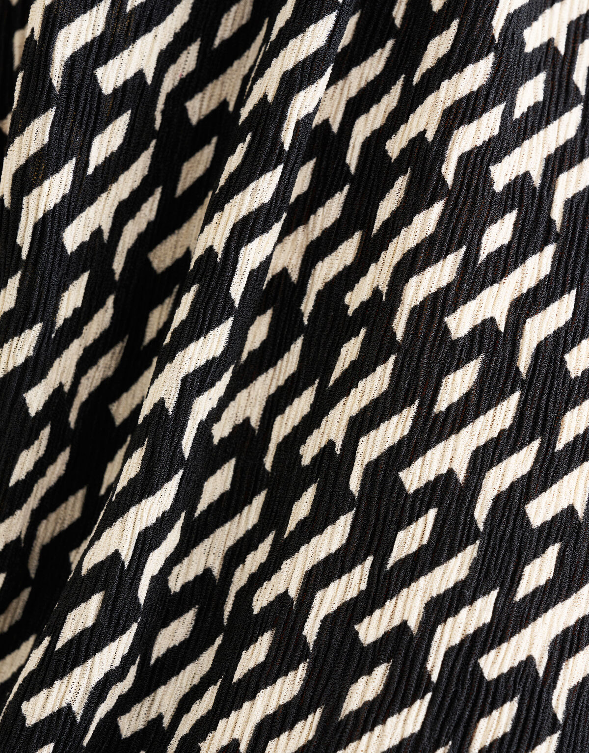 Grafische Crinkle Top Zwart SHOEBY WOMEN