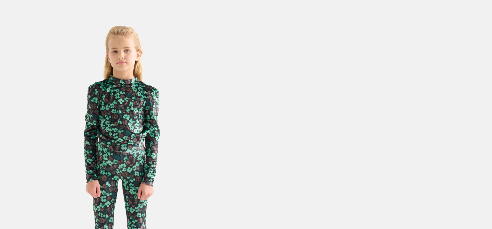 Velvet Bloemenprint Top Groen SHOEBY GIRLS