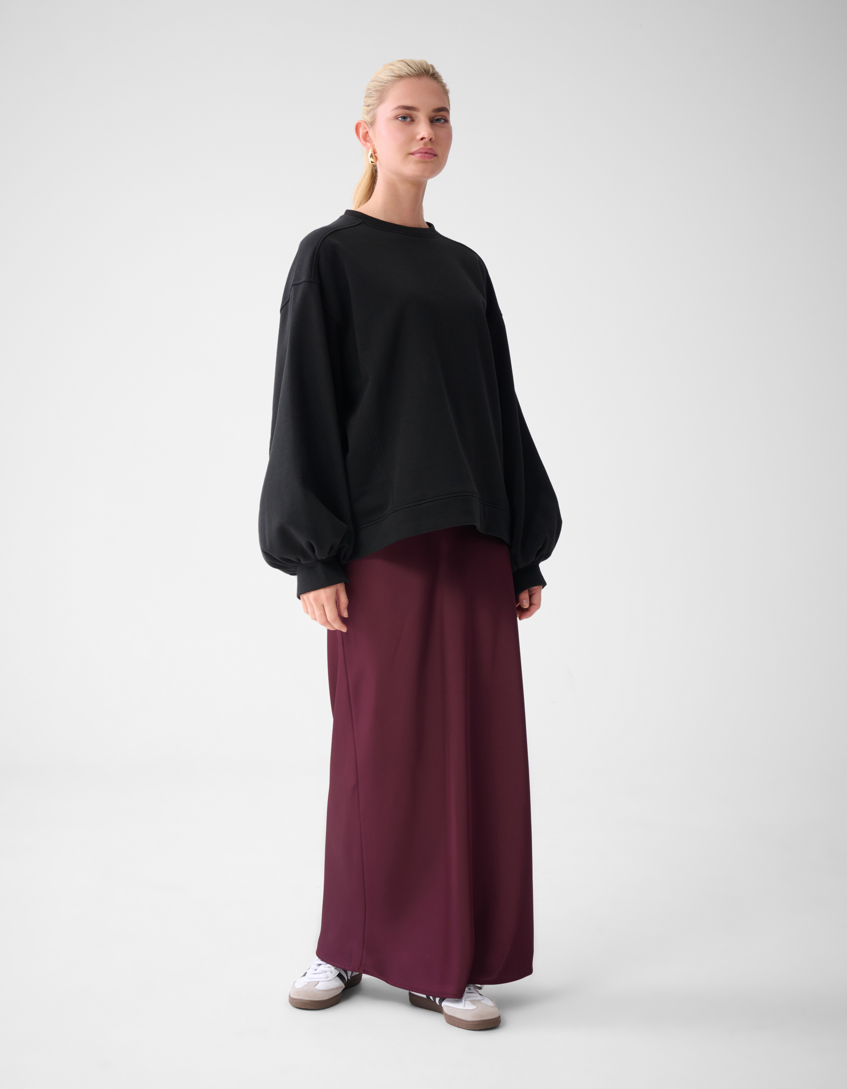 Poff Sleeve Sweater Zwart By Lonneke SHOEBY WOMEN