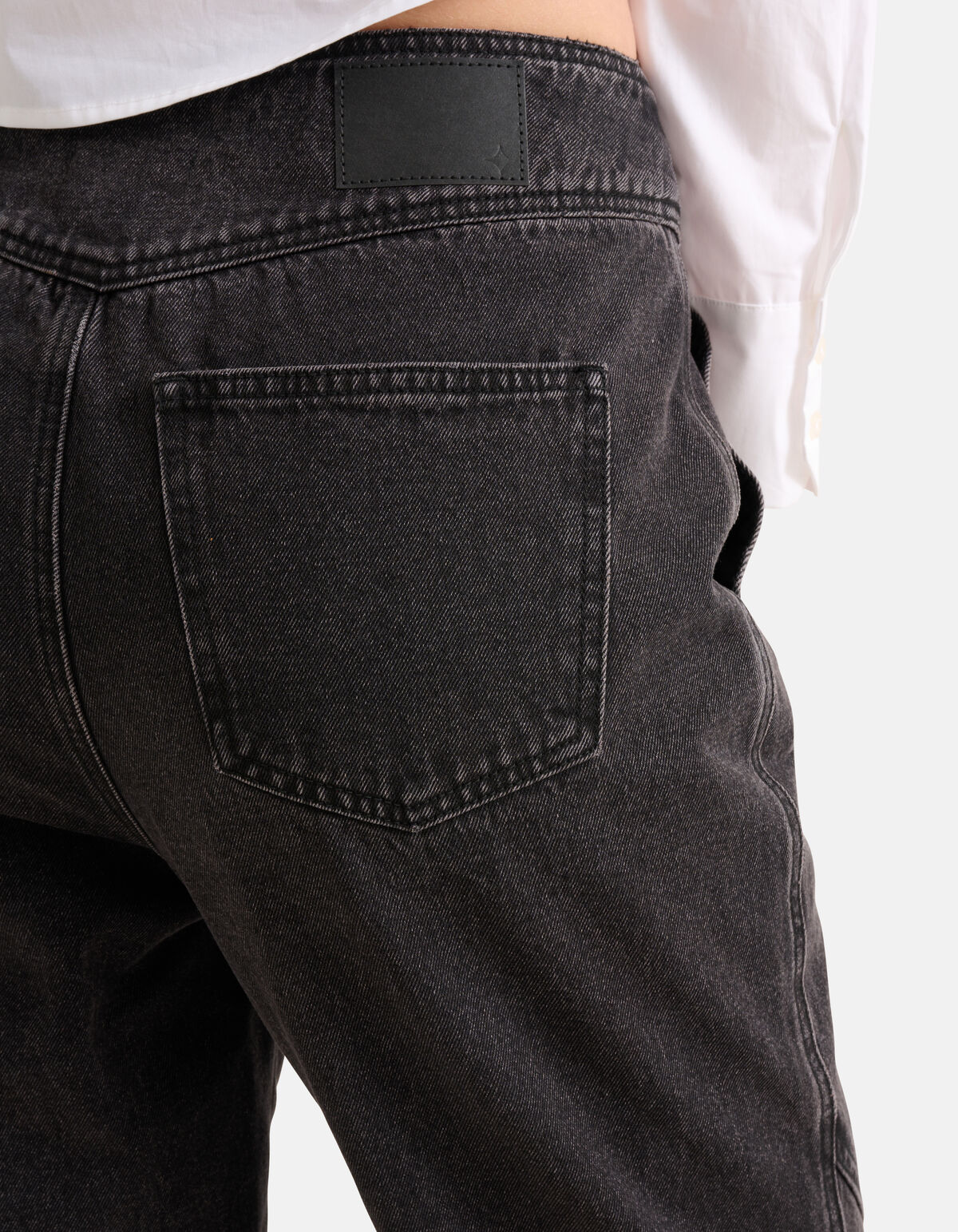 Tapered Fit Jeans Zwart SHOEBY WOMEN