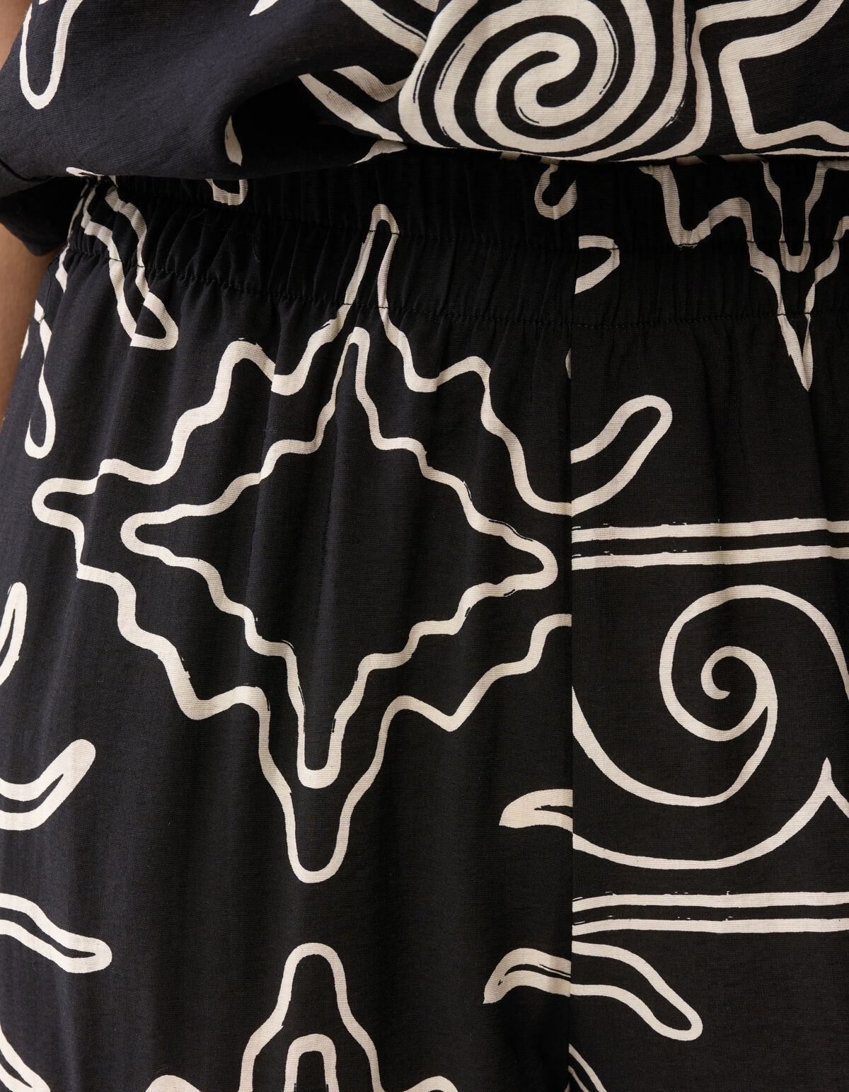 Printed Wide Leg Broek Zwart SHOEBY WOMEN