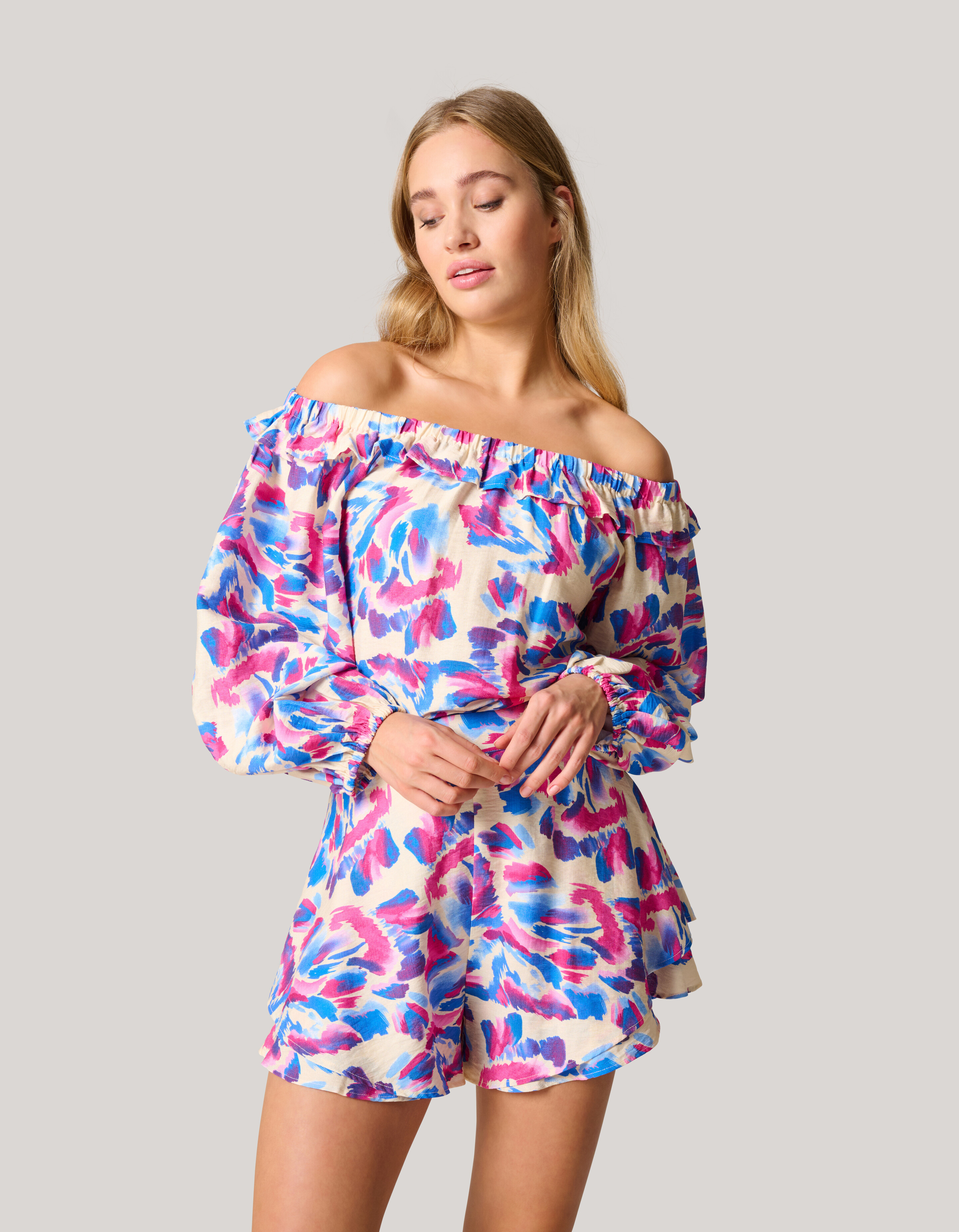 Printed Off Shoulder Top Gebroken Wit SHOEBY WOMEN