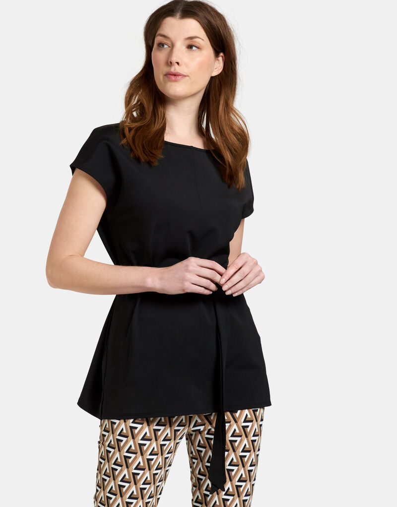 Waist T-shirt by Mieke