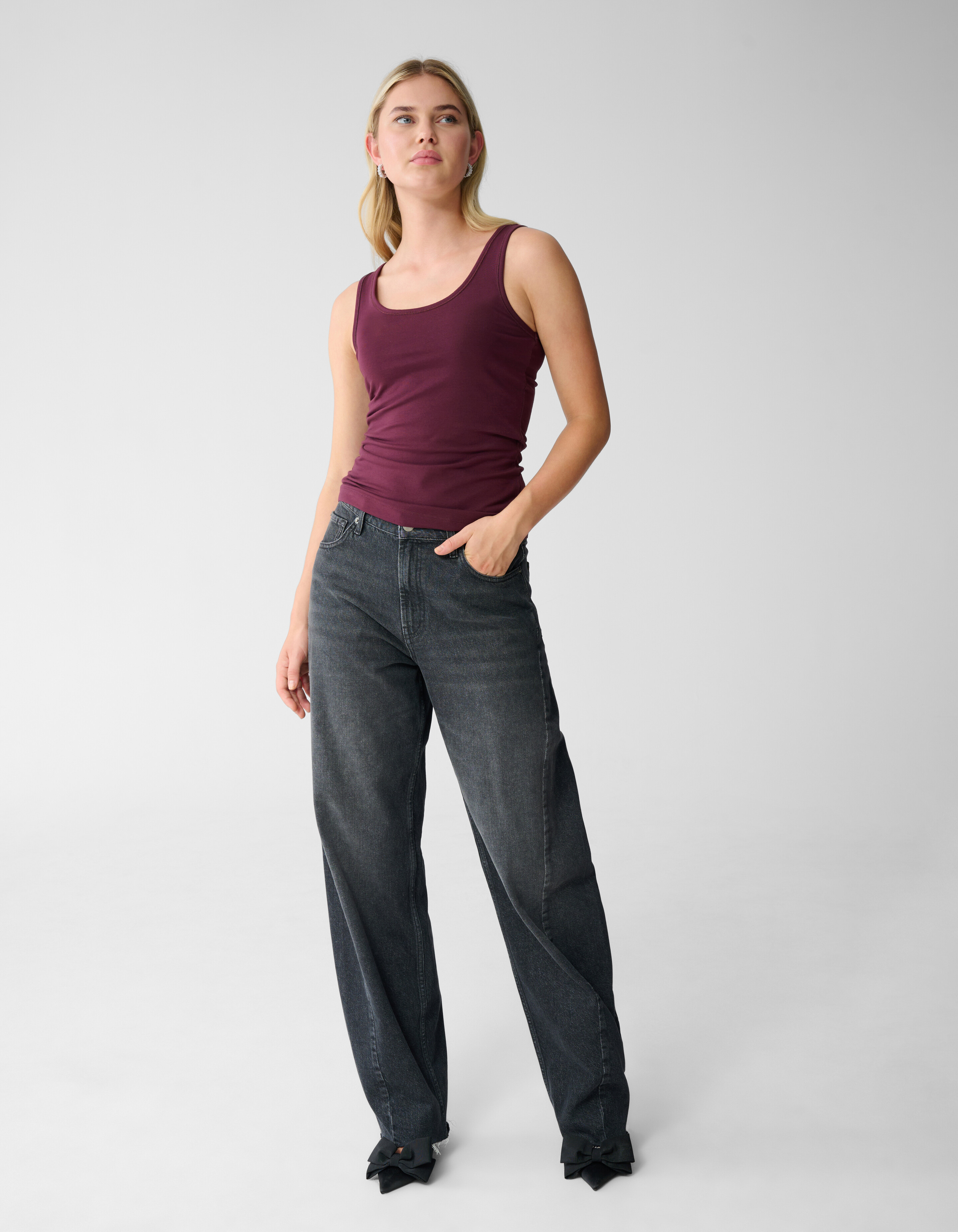 Basis Tanktop Donkerrood SHOEBY WOMEN