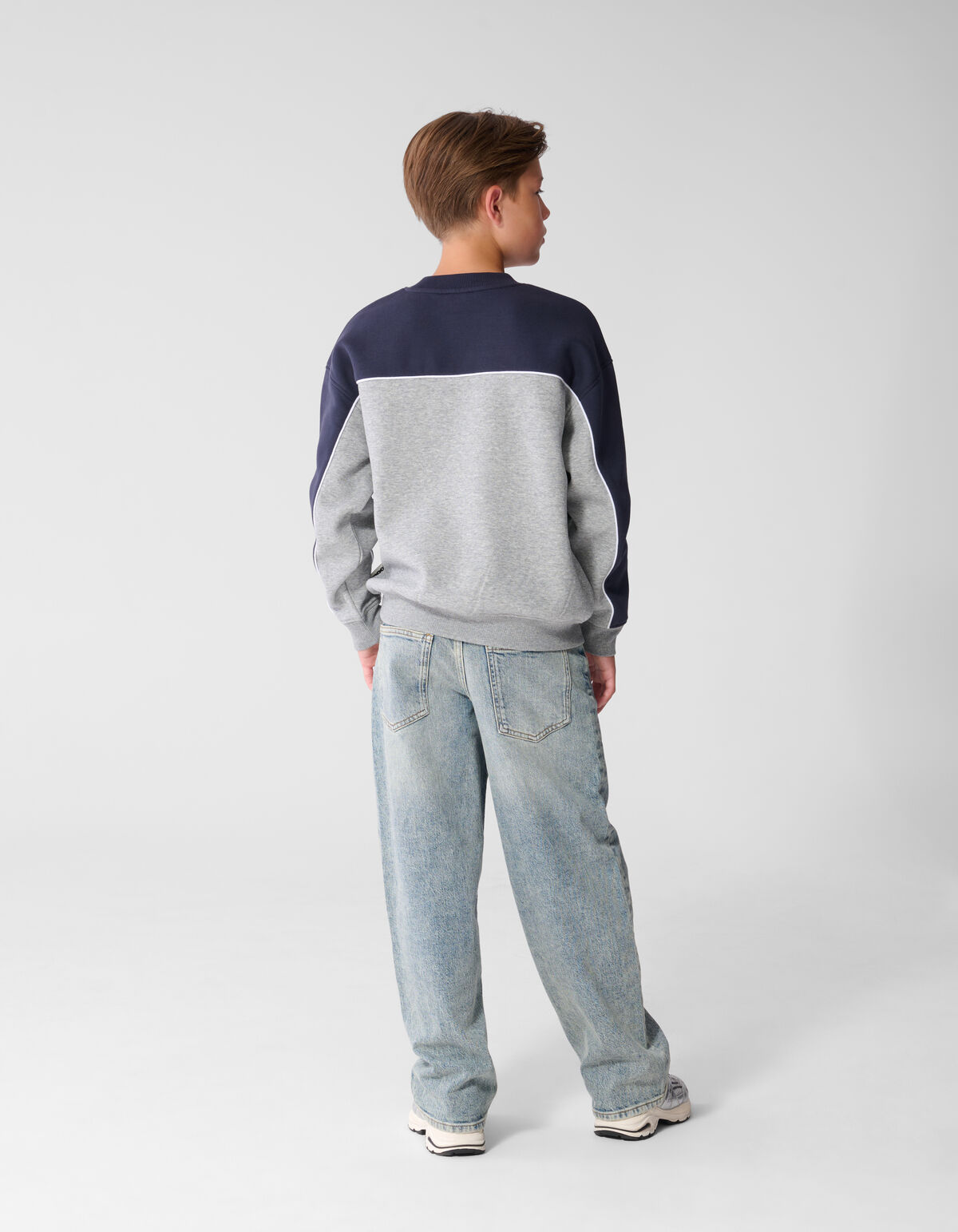 Oversized Piping Sweater Grijs/Donkerblauw SHOEBY BOYS