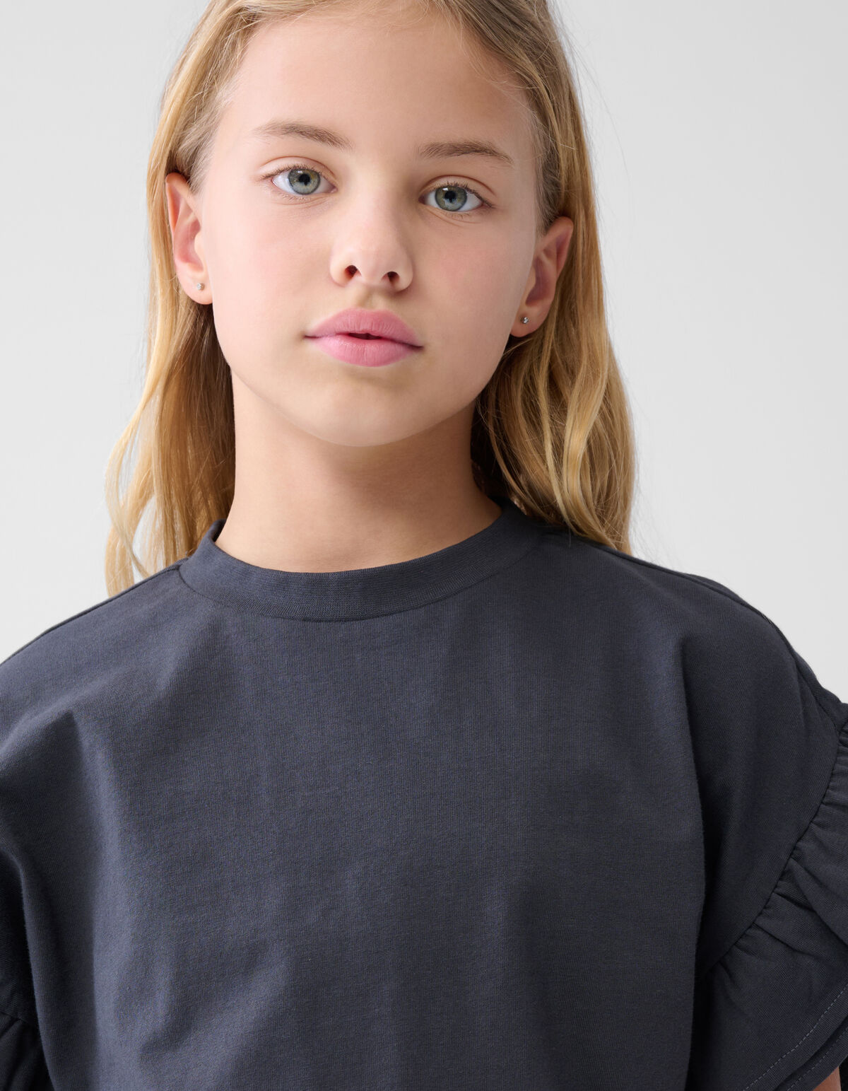 Ruffle T-shirt Donkergrijs SHOEBY GIRLS
