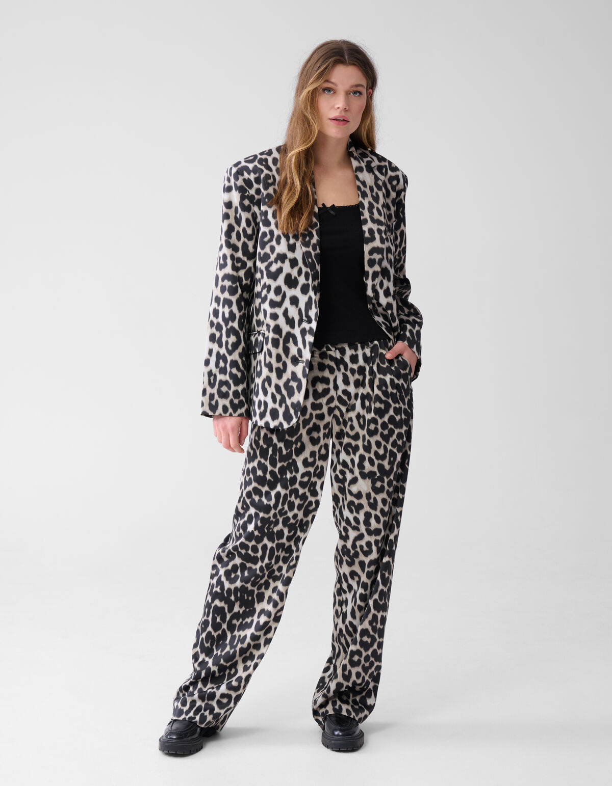 Oversized Leopard Blazer Grijs SHOEBY WOMEN