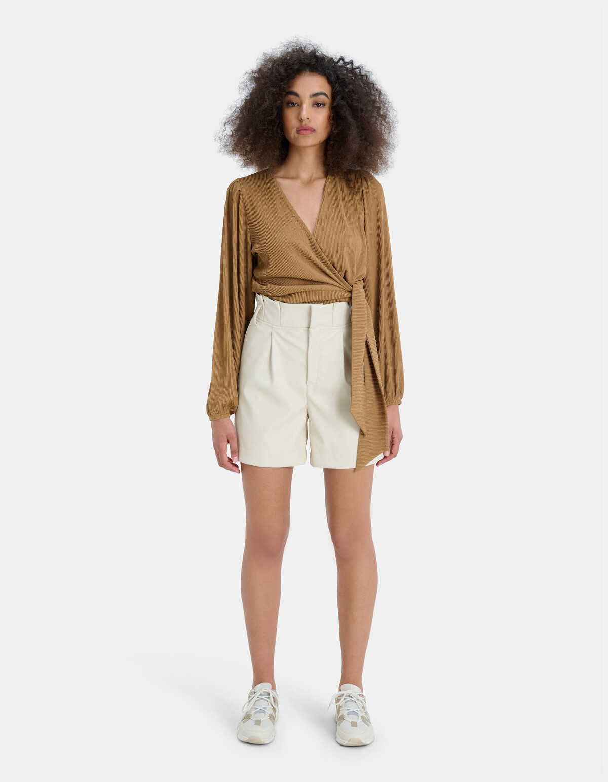 Fancy Crinkle Wrap Top EKSEPT