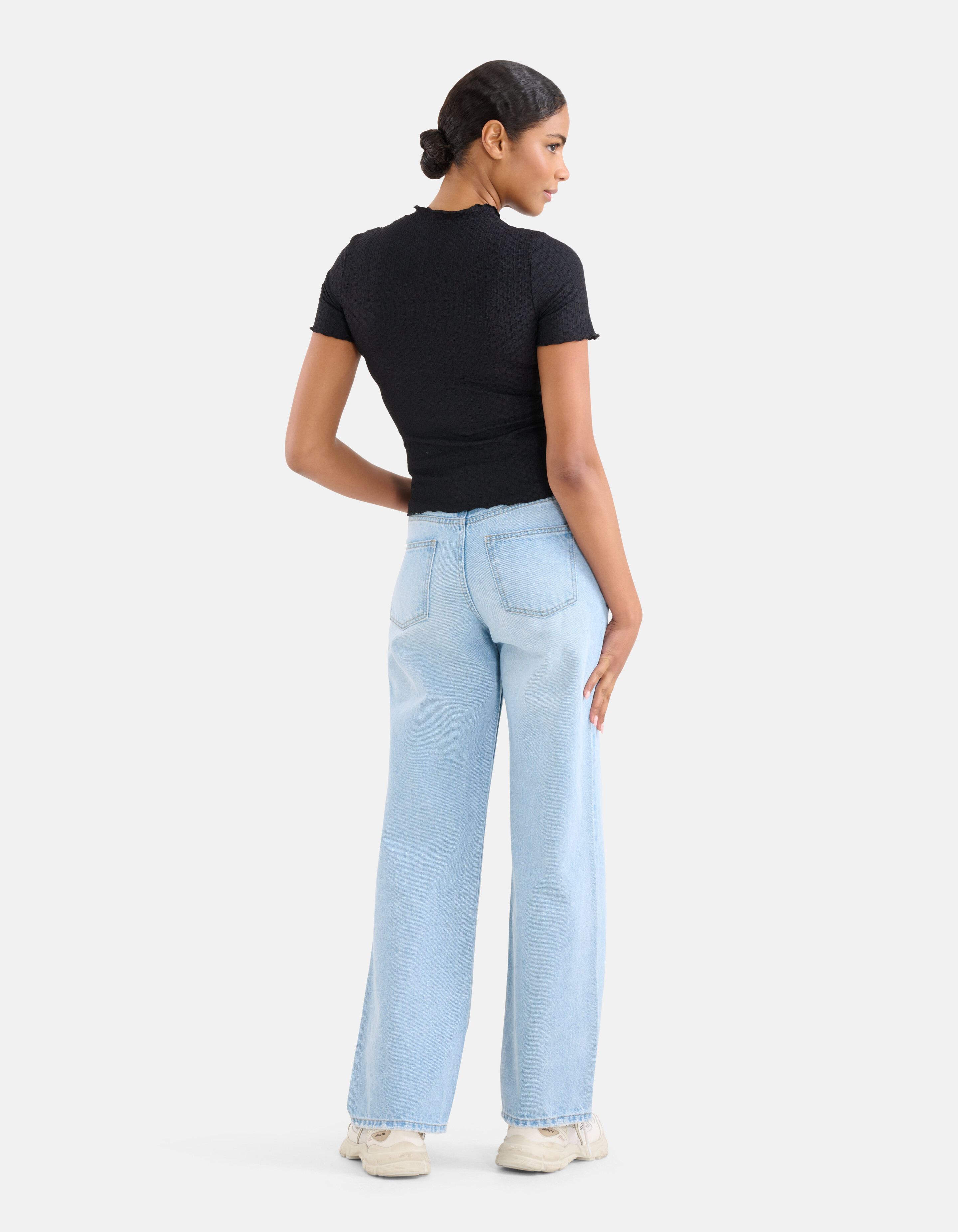 Crinkle Top Zwart SHOEBY WOMEN