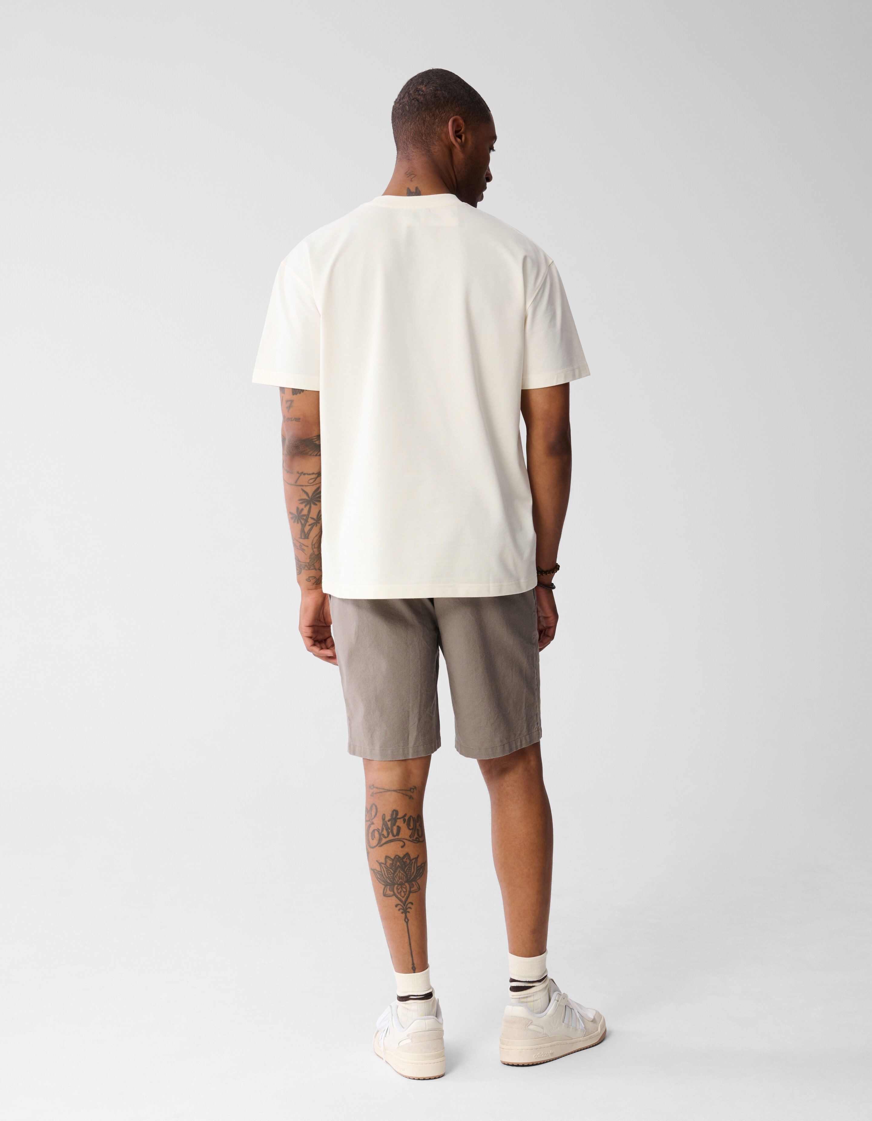 Stitched Artwork T-shirt Gebroken Wit SHOEBY MEN