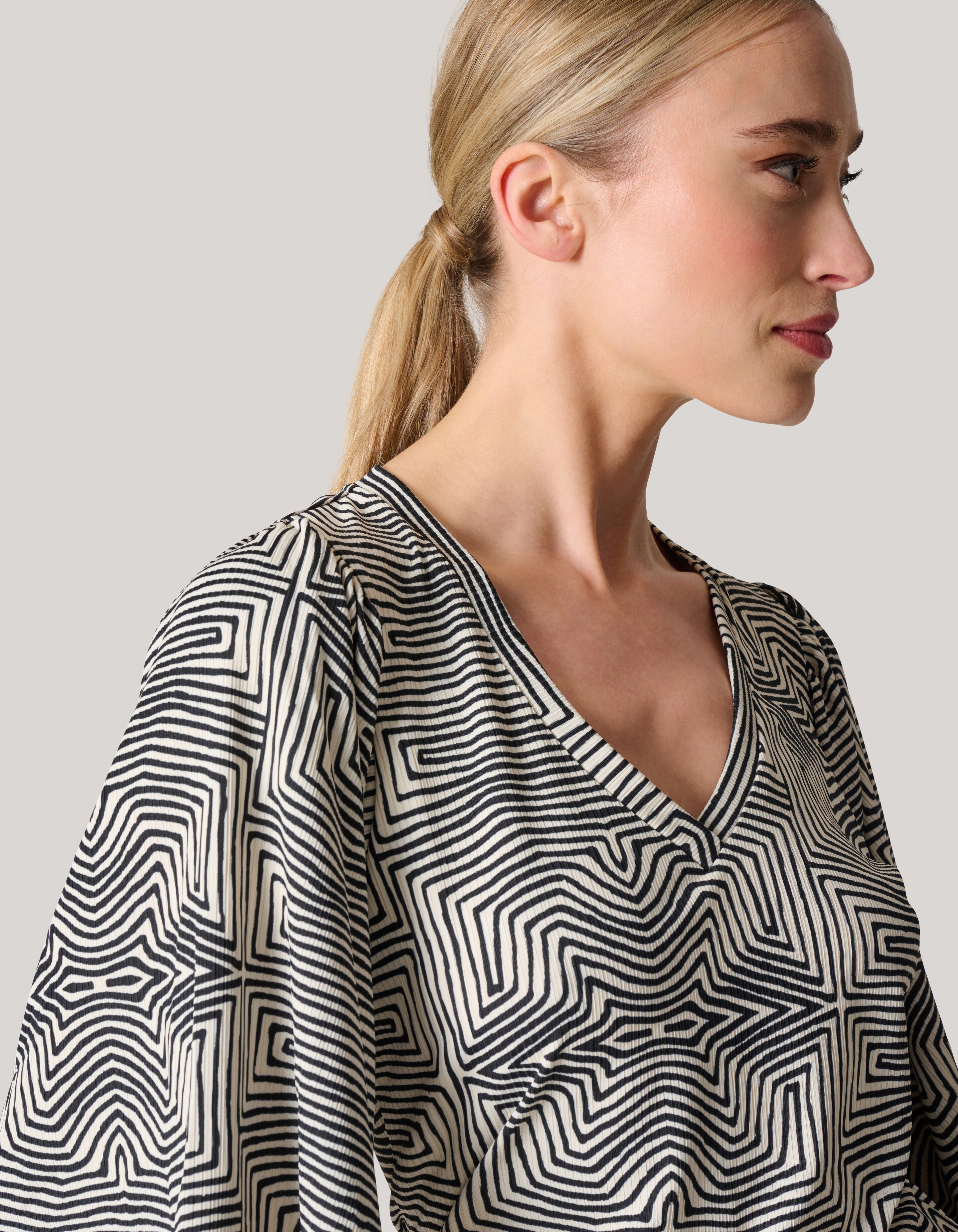 Rib Jersey Ruffle Top SHOEBY WOMEN