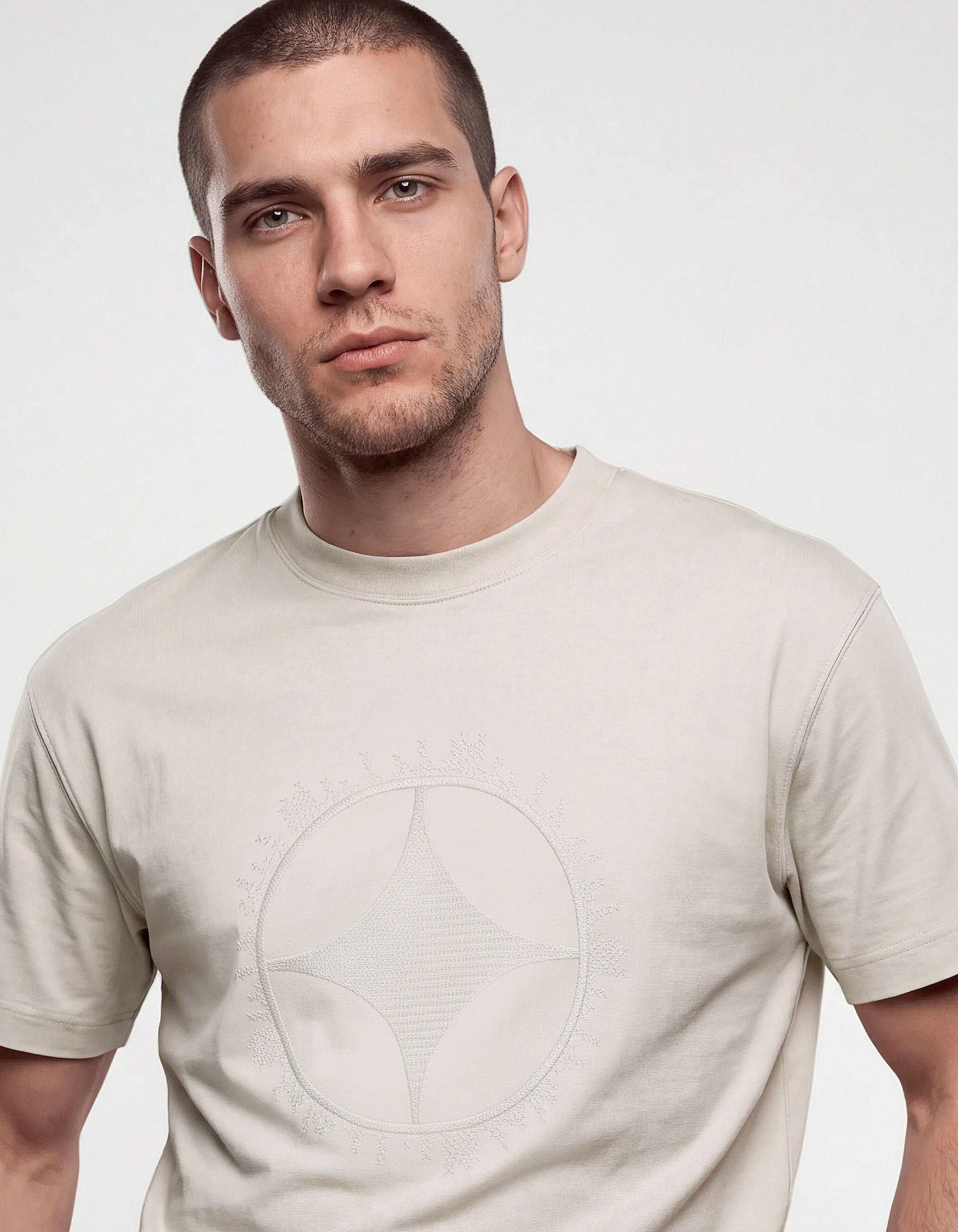 Cross Stitch T-shirt Zand SHOEBY MEN