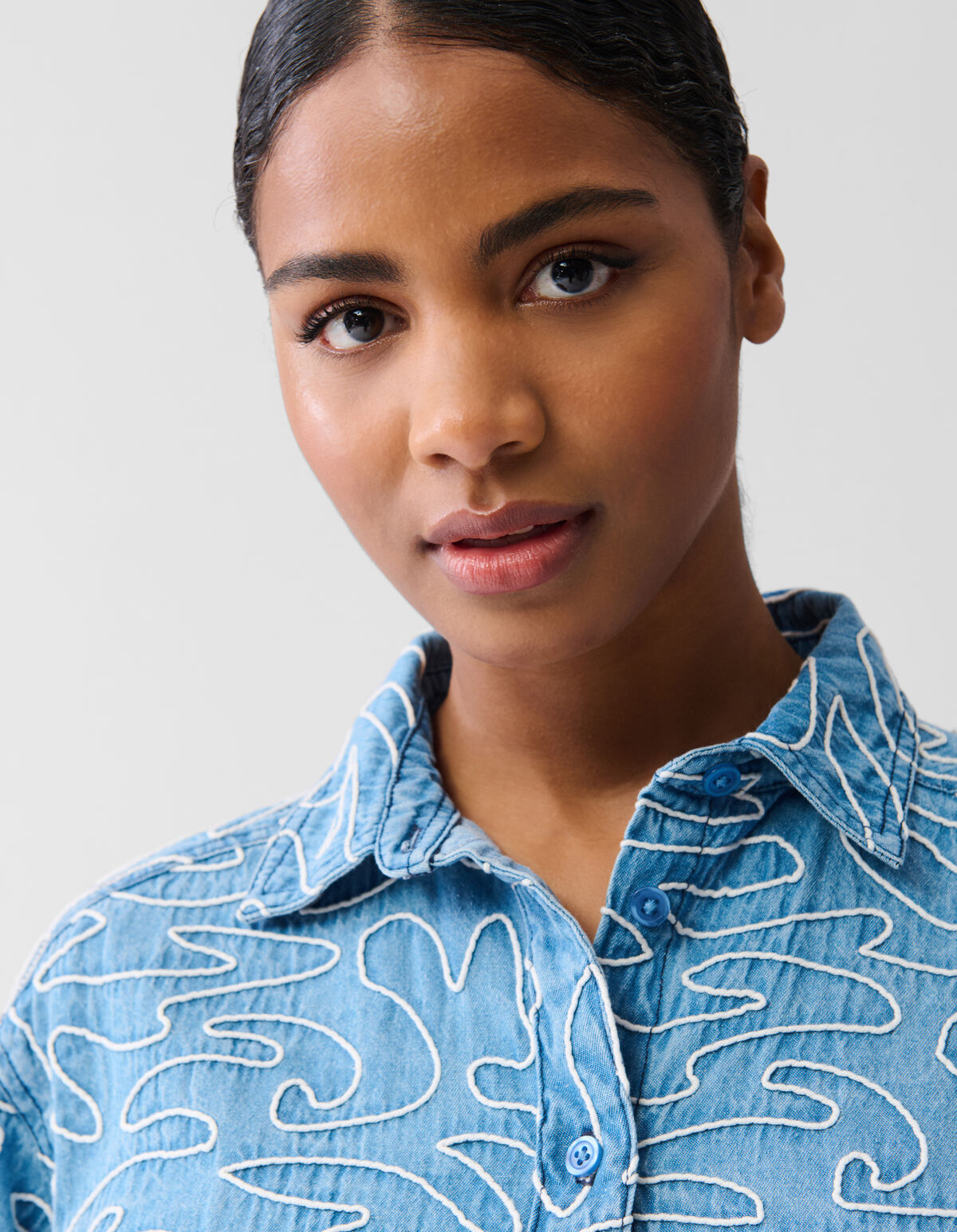 Embroidery Cord Jurk Denim Blauw SHOEBY WOMEN