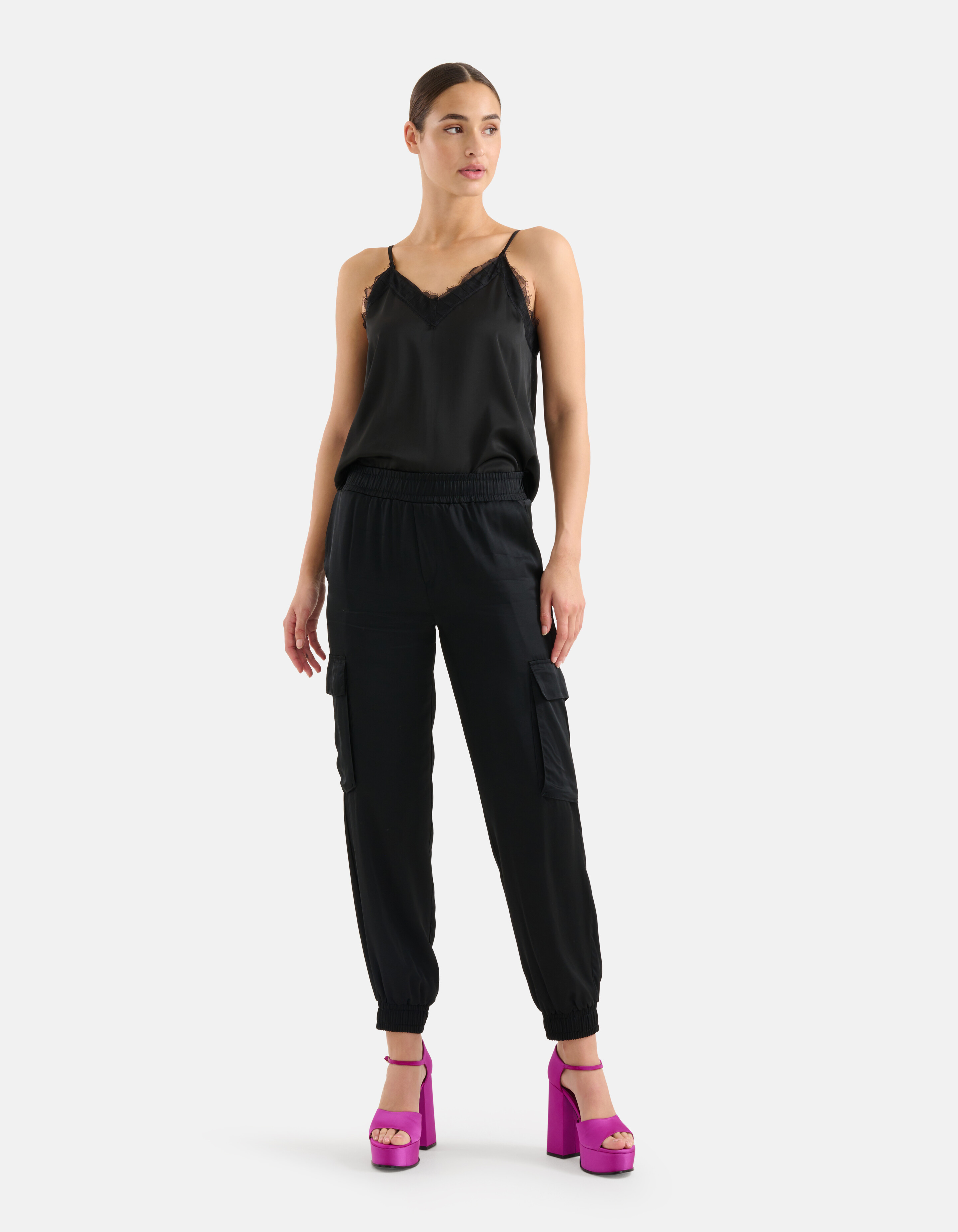 Satijnen Cargo Broek Zwart SHOEBY WOMEN