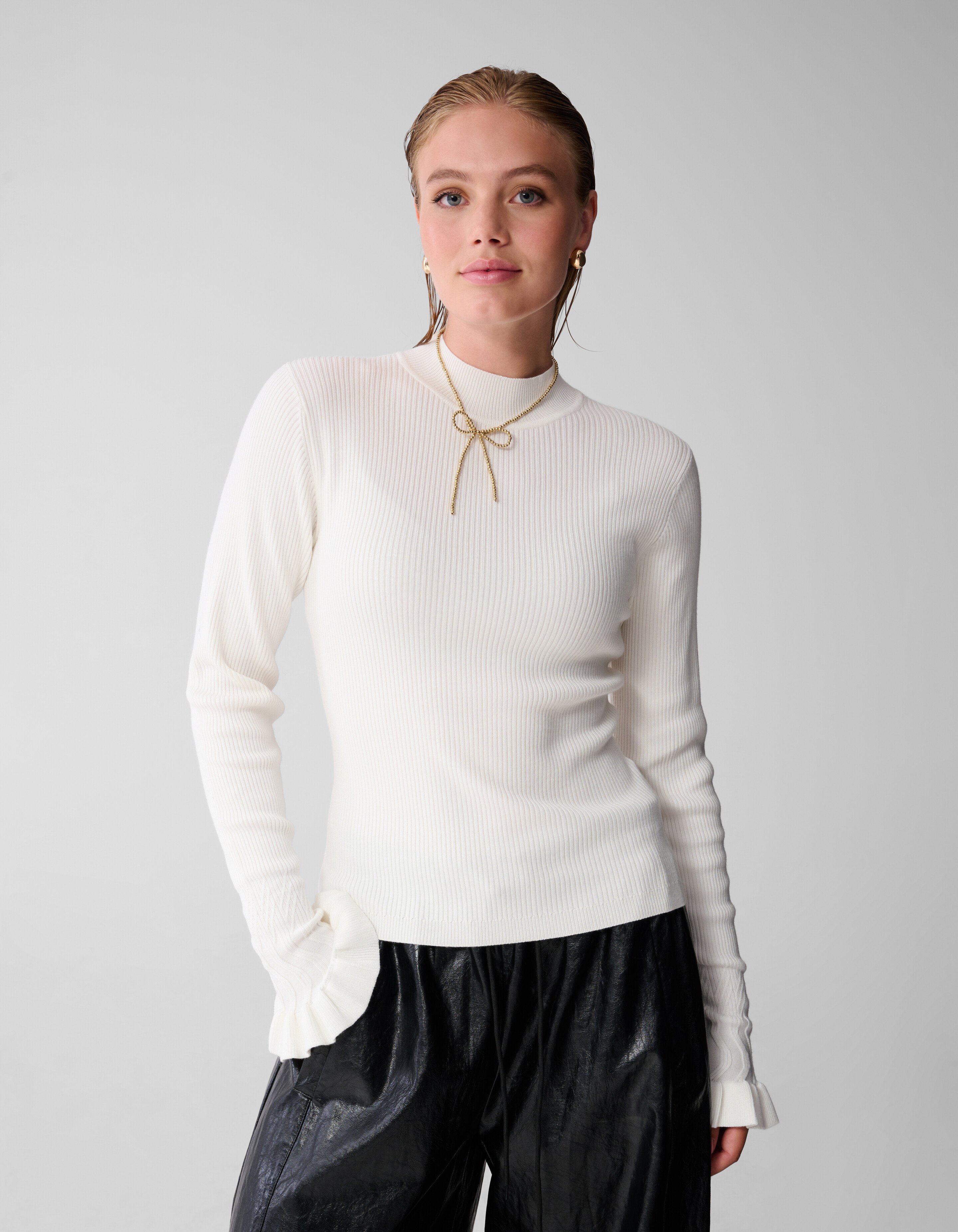 Ruffle Mouw Top Gebroken Wit SHOEBY WOMEN