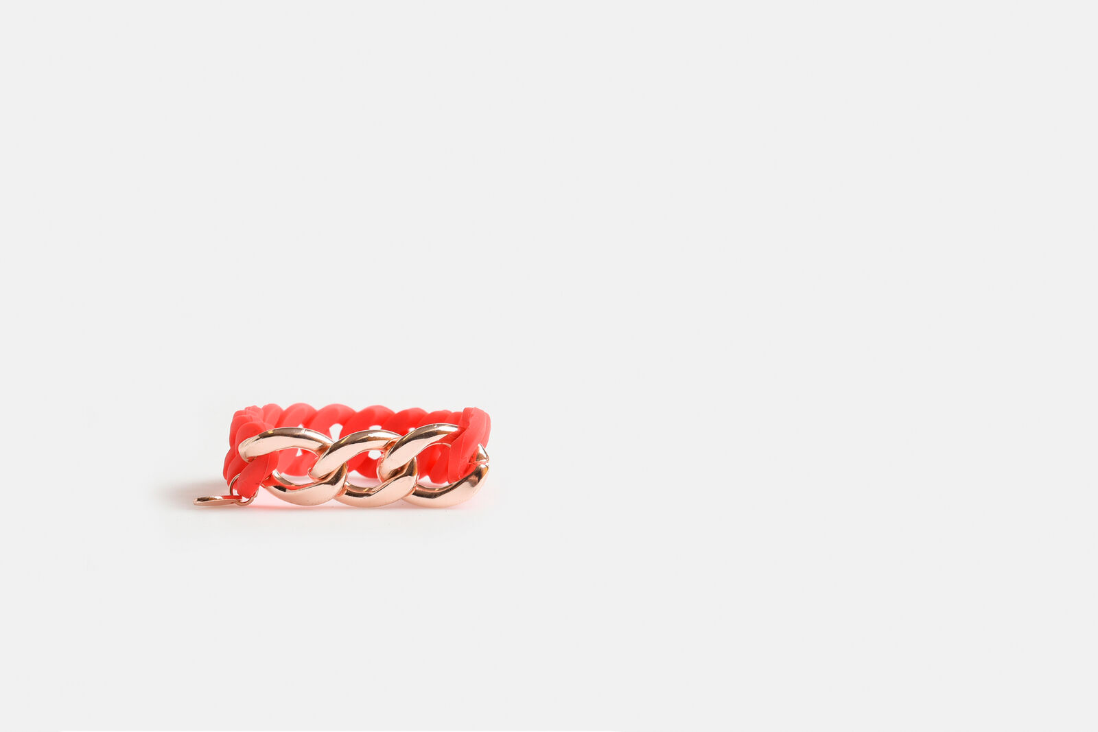 Rub Hammered Armband