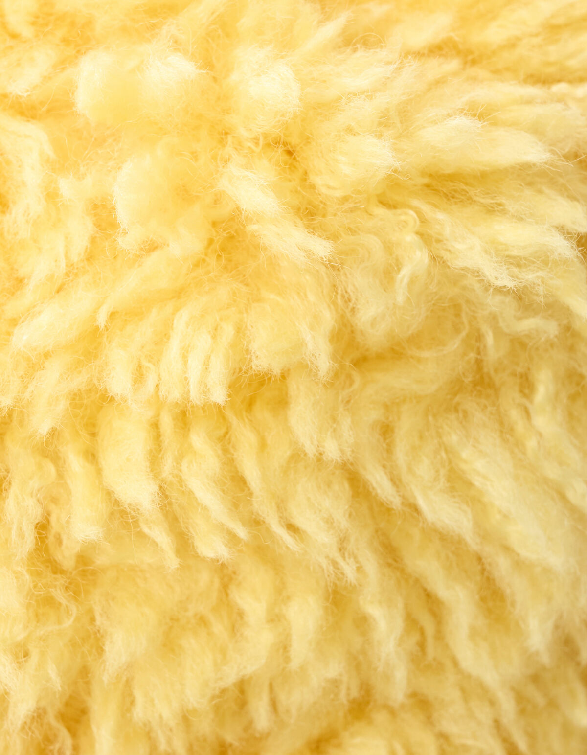 Furry Clutch Lichtgeel By Lizzy SHOEBY ACCESSOIRES