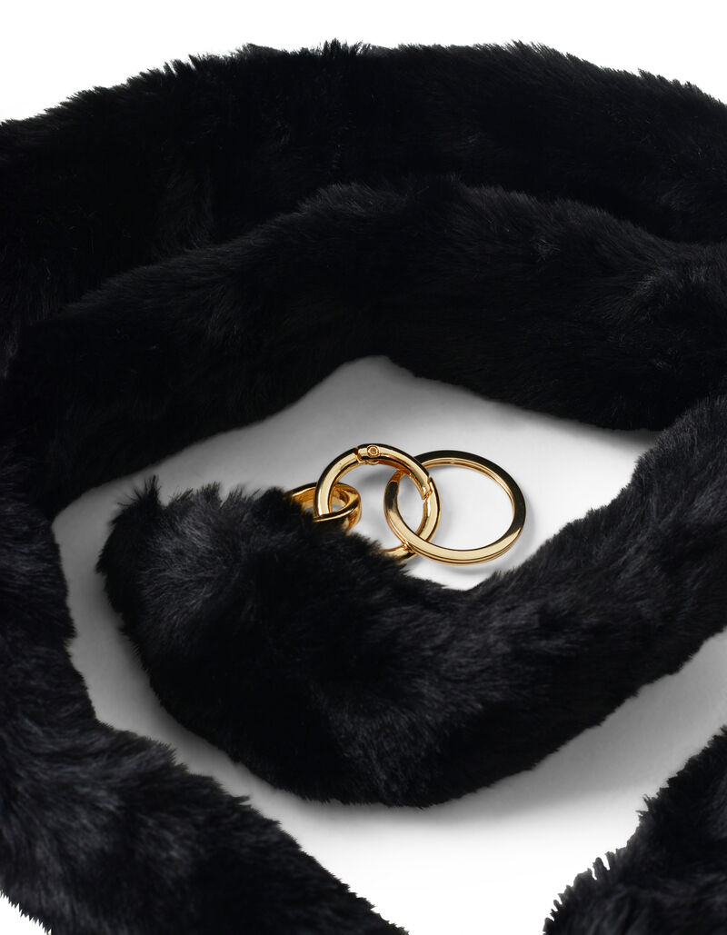 Fur Chain