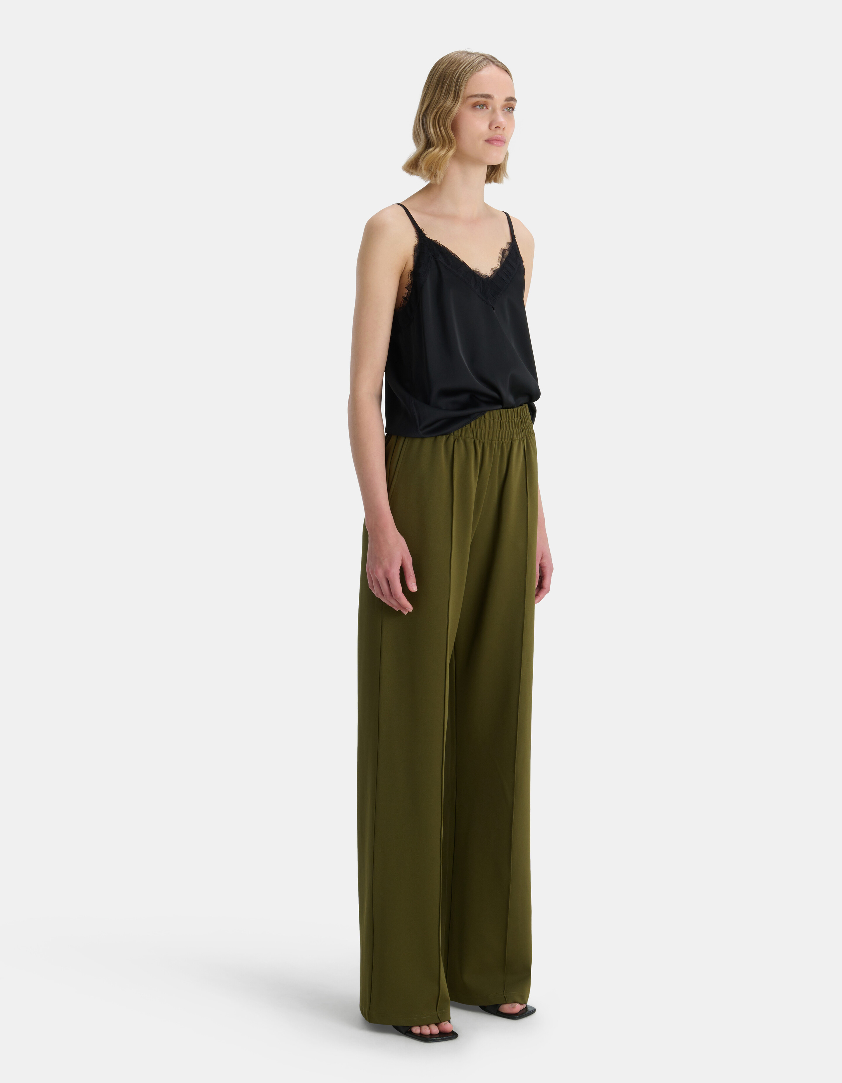 Basis Wide Leg Broek Donkergroen SHOEBY WOMEN