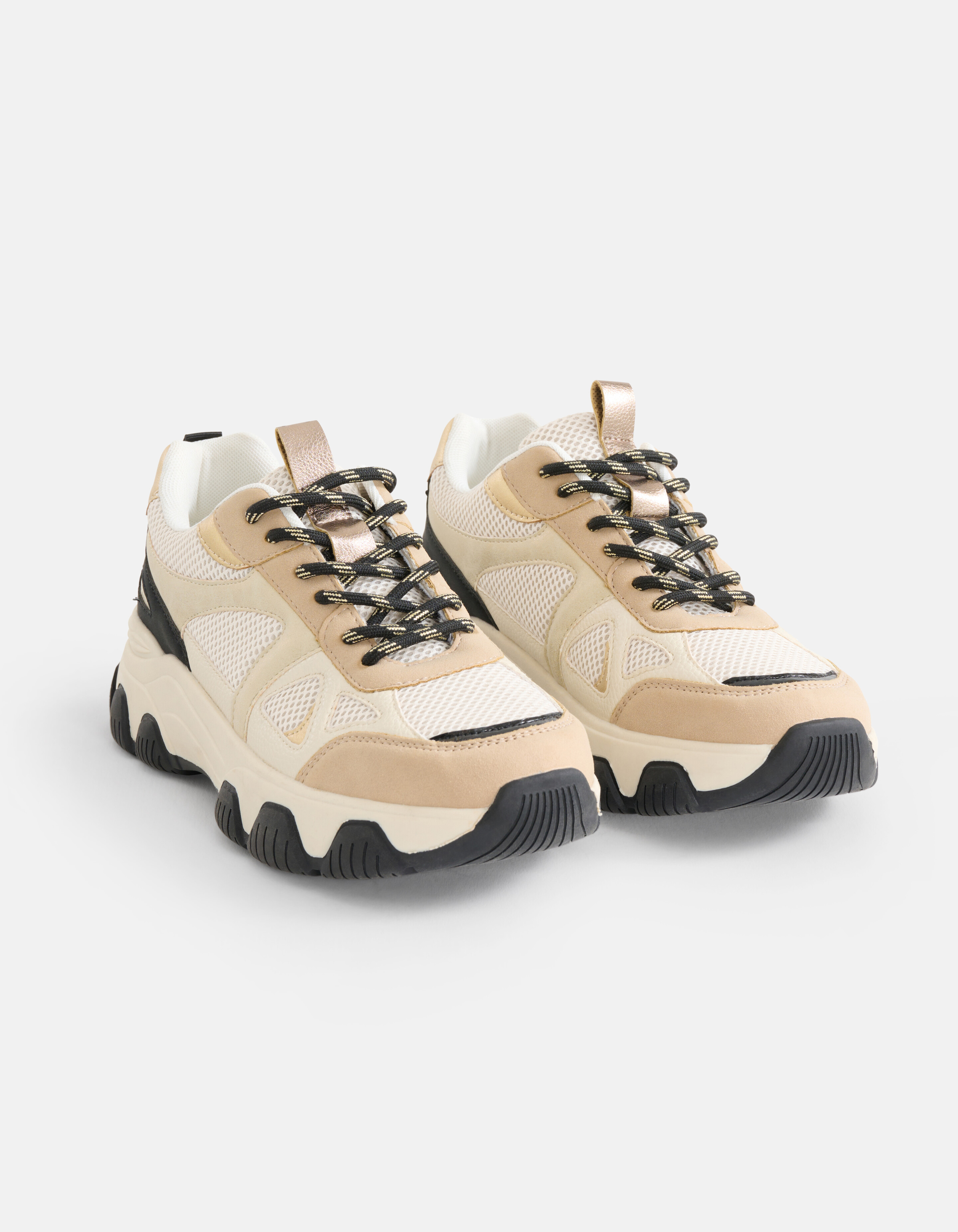 Colorblock Sneaker Beige SHOEBY SHOES