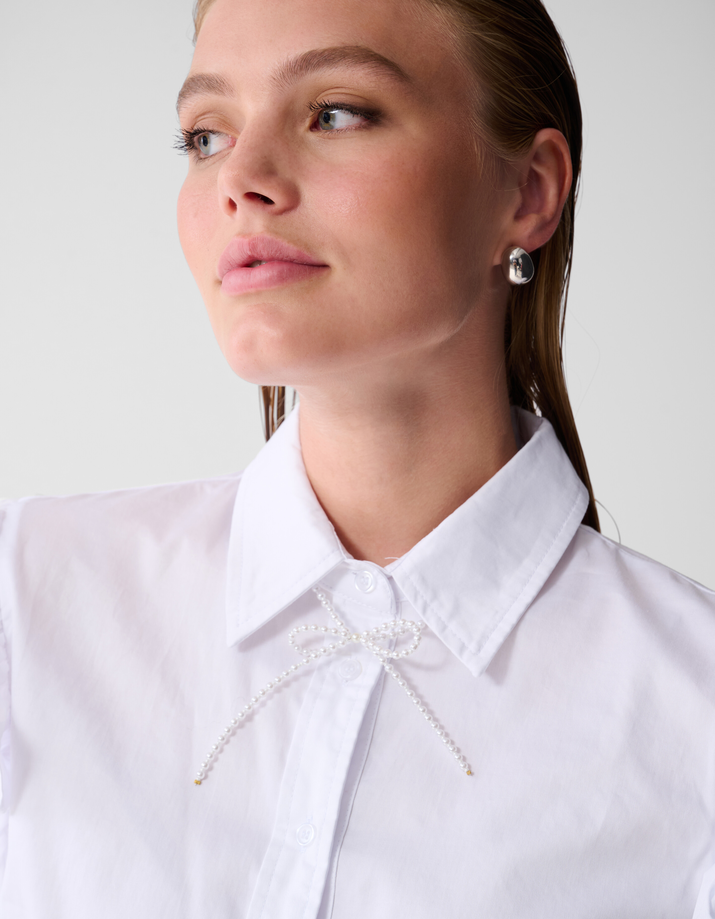 Ruffle Blouse Wit SHOEBY WOMEN