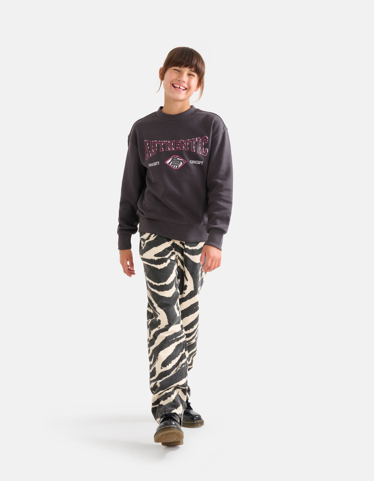 Artwork Sweater Donkergrijs SHOEBY GIRLS