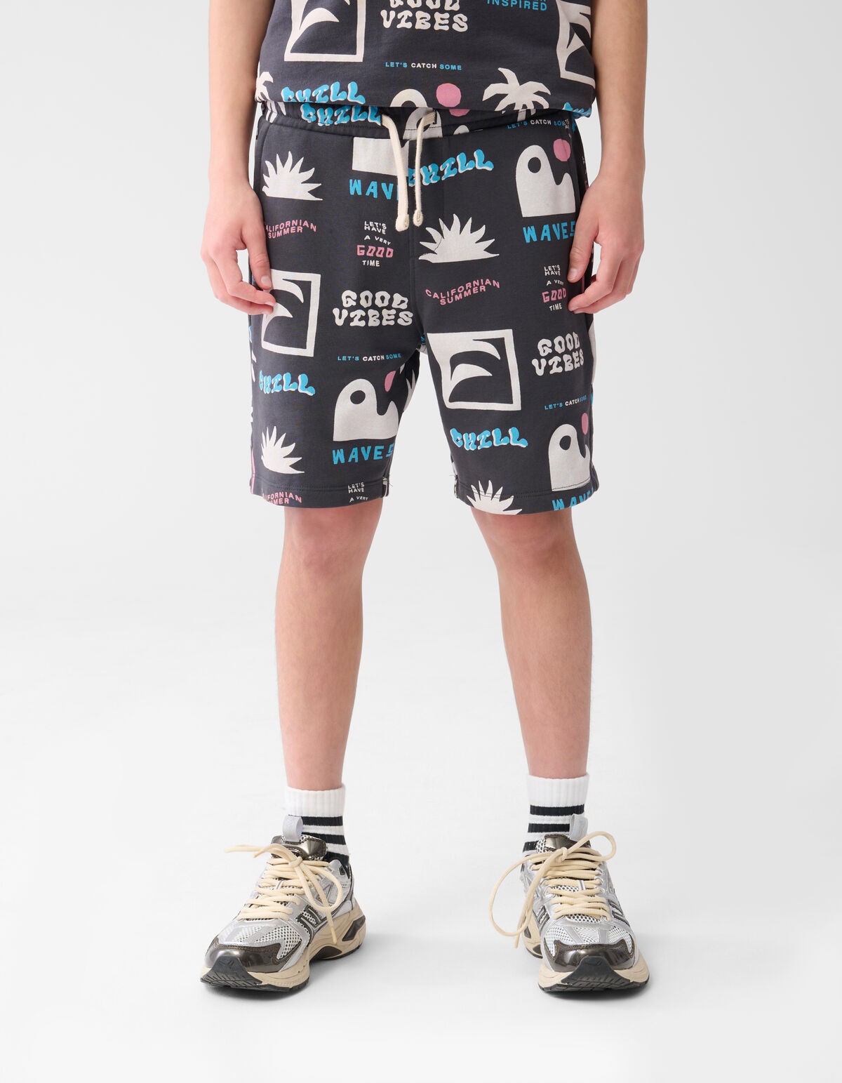 Summer Artwork Short Donkergrijs SHOEBY BOYS