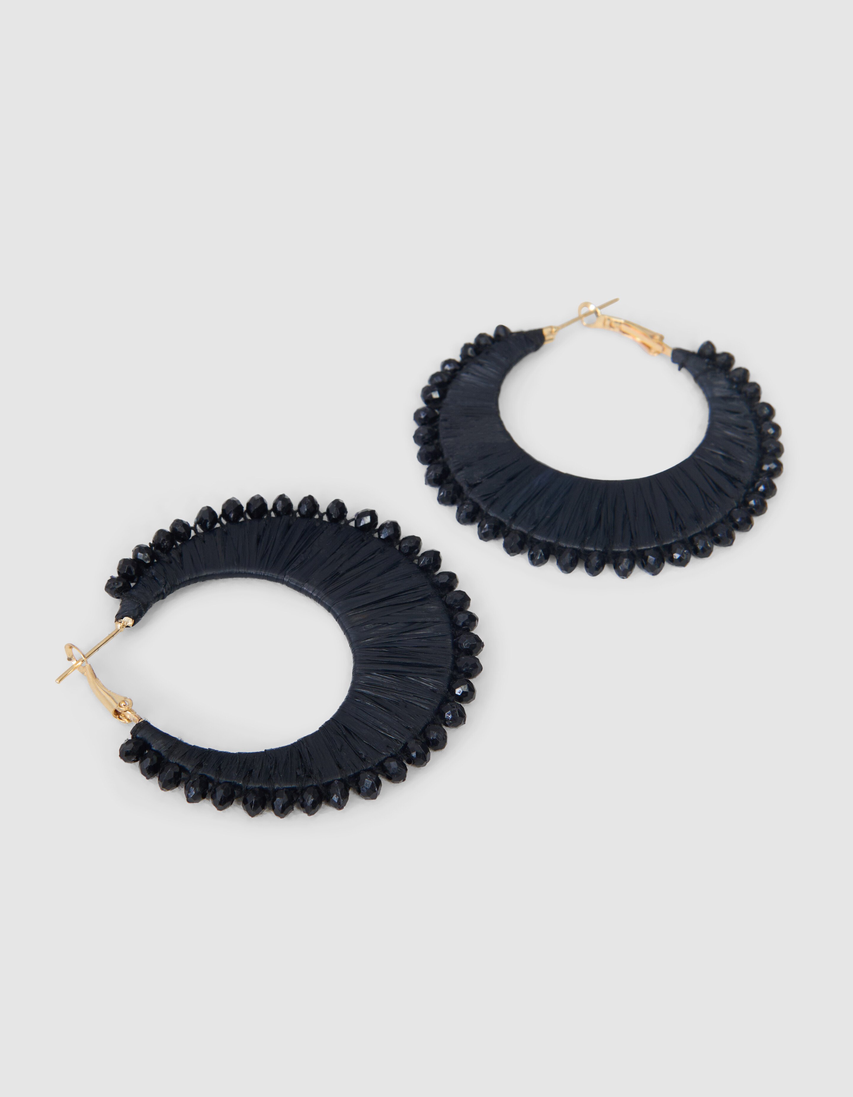 Beaded Hoop Oorbellen Zwart SHOEBY ACCESSOIRES