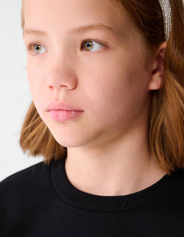 Ruffle Embroidery Sweater Zwart SHOEBY GIRLS