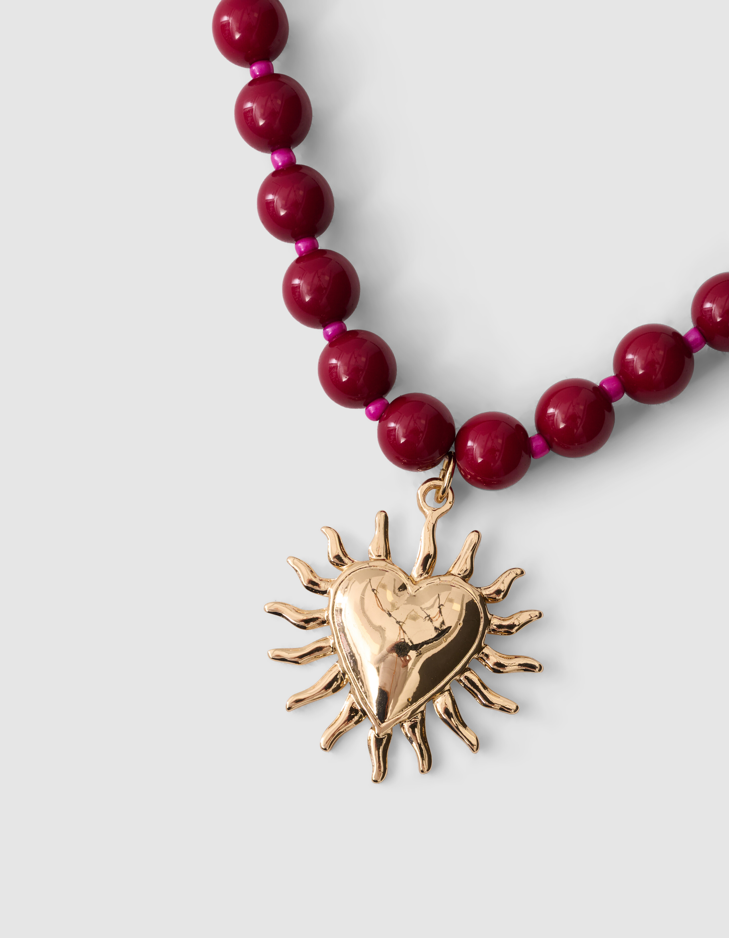 Beaded Sun Charm Ketting Rood SHOEBY ACCESSOIRES