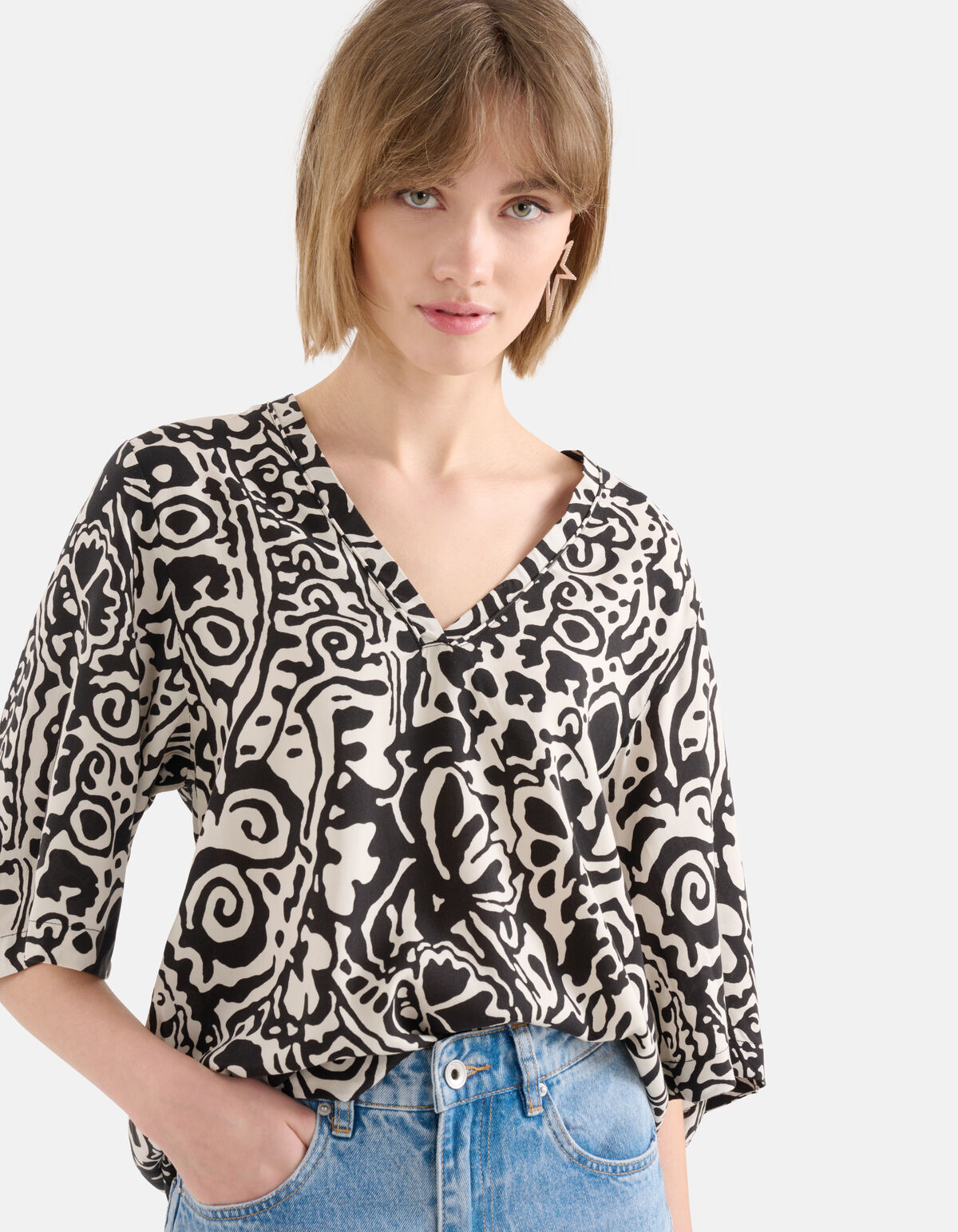 Grafische V-hals Top Zwart/Wit SHOEBY WOMEN