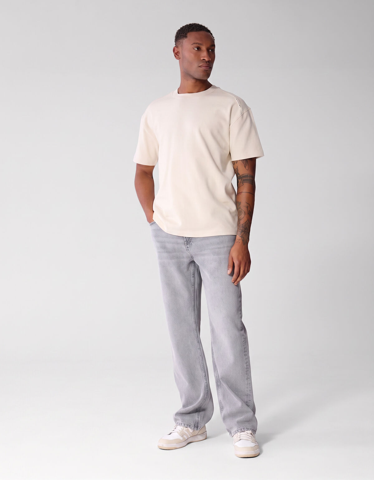 Basis Label T-shirt Zand SHOEBY MEN