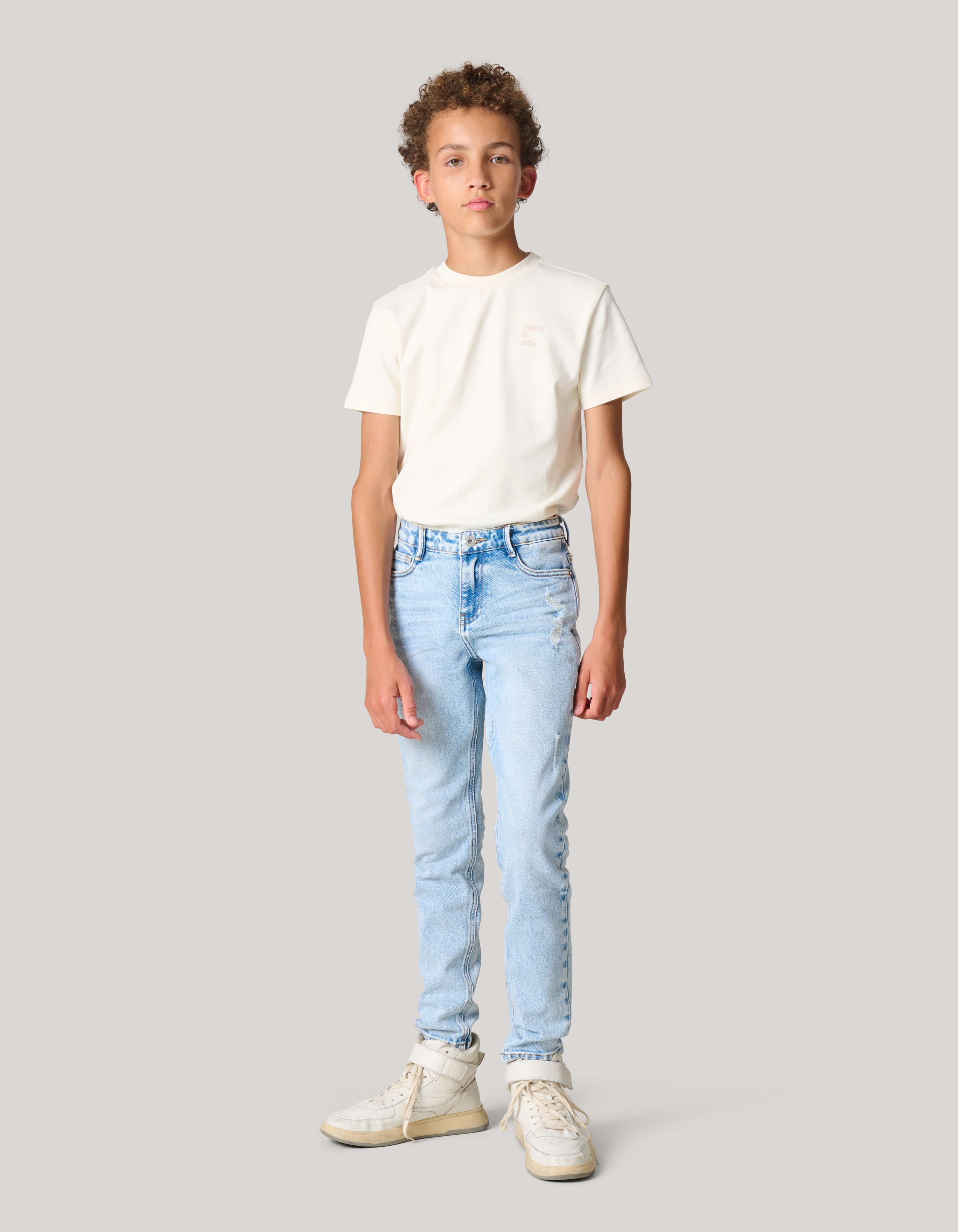 Tapered Jeans Bleached SHOEBY BOYS