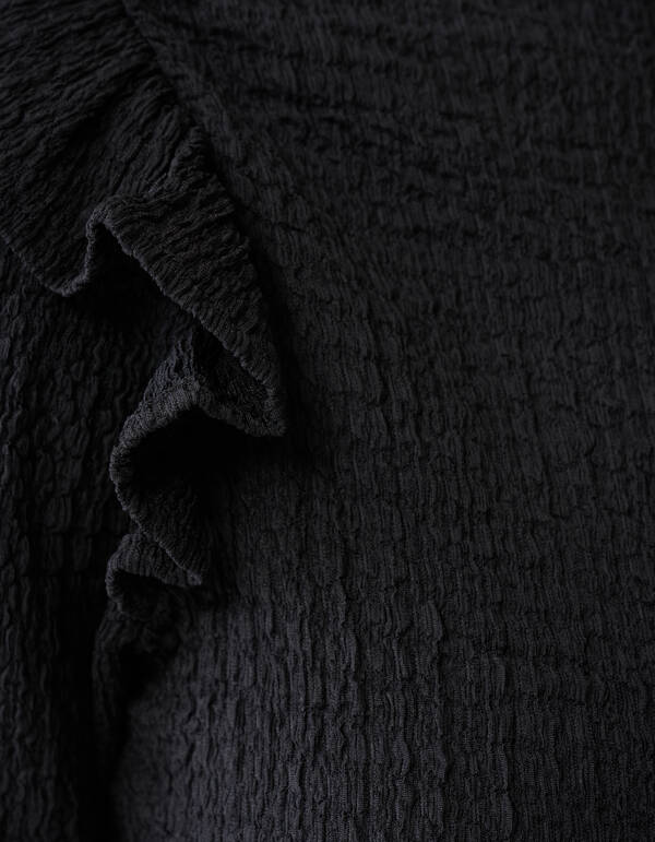 Crinkle Ruffle Top Zwart SHOEBY WOMEN