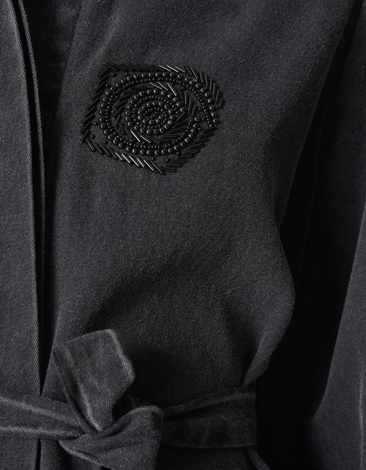 Beaded Flower Blouse Donkergrijs SHOEBY WOMEN