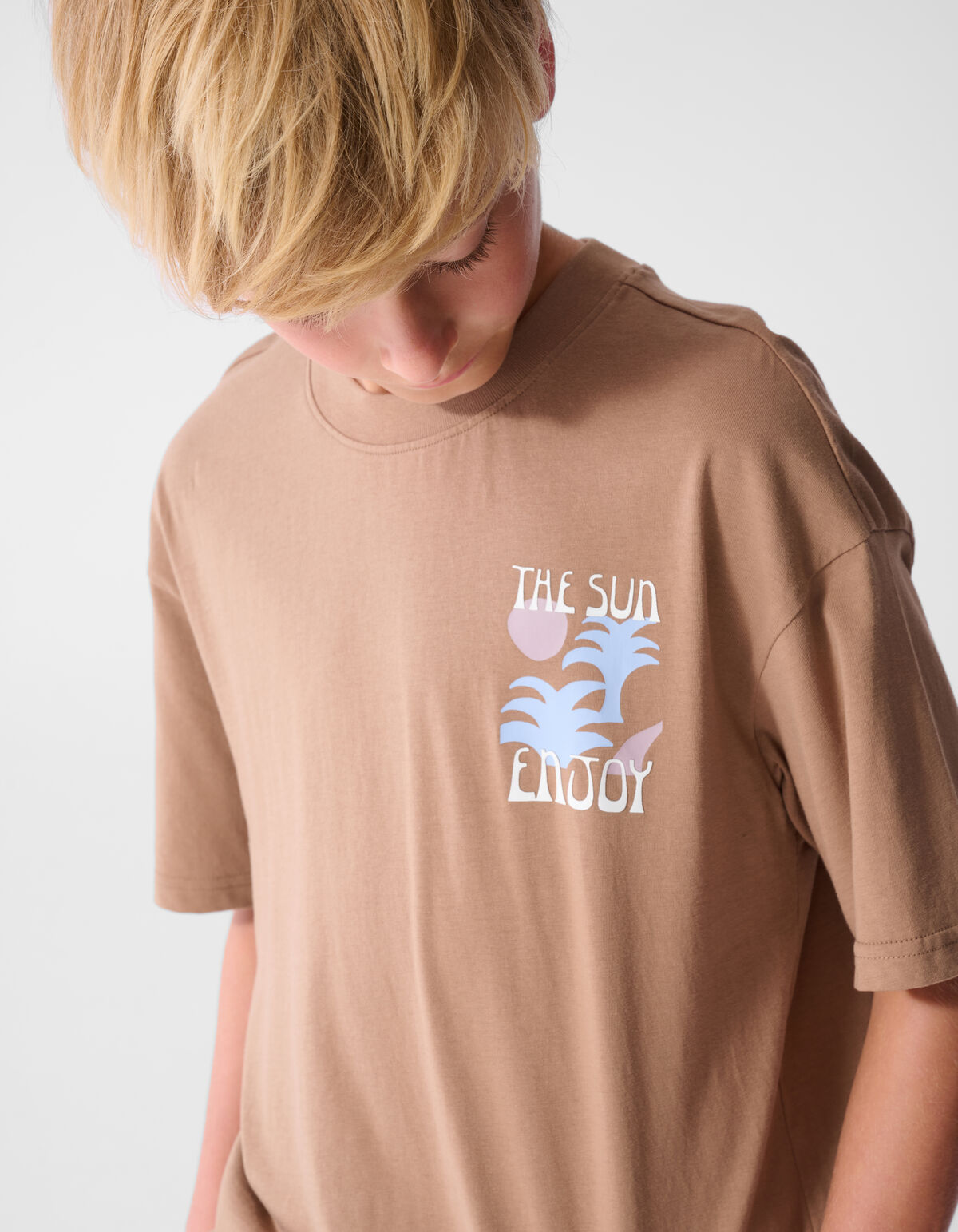 Oversized Sun Artwork T-shirt Lichtbruin SHOEBY BOYS