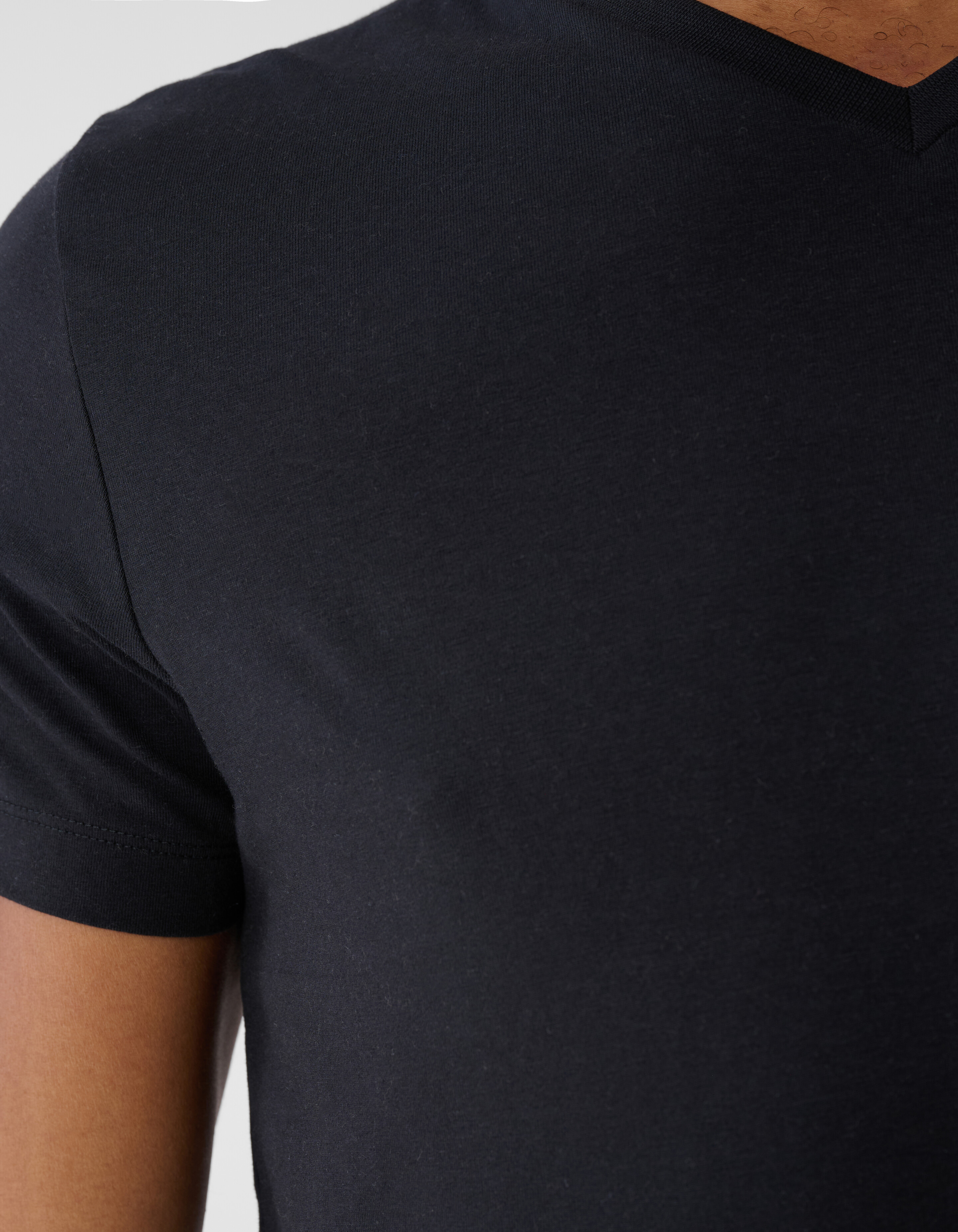 Basis V-hals T-shirt Zwart SHOEBY MEN