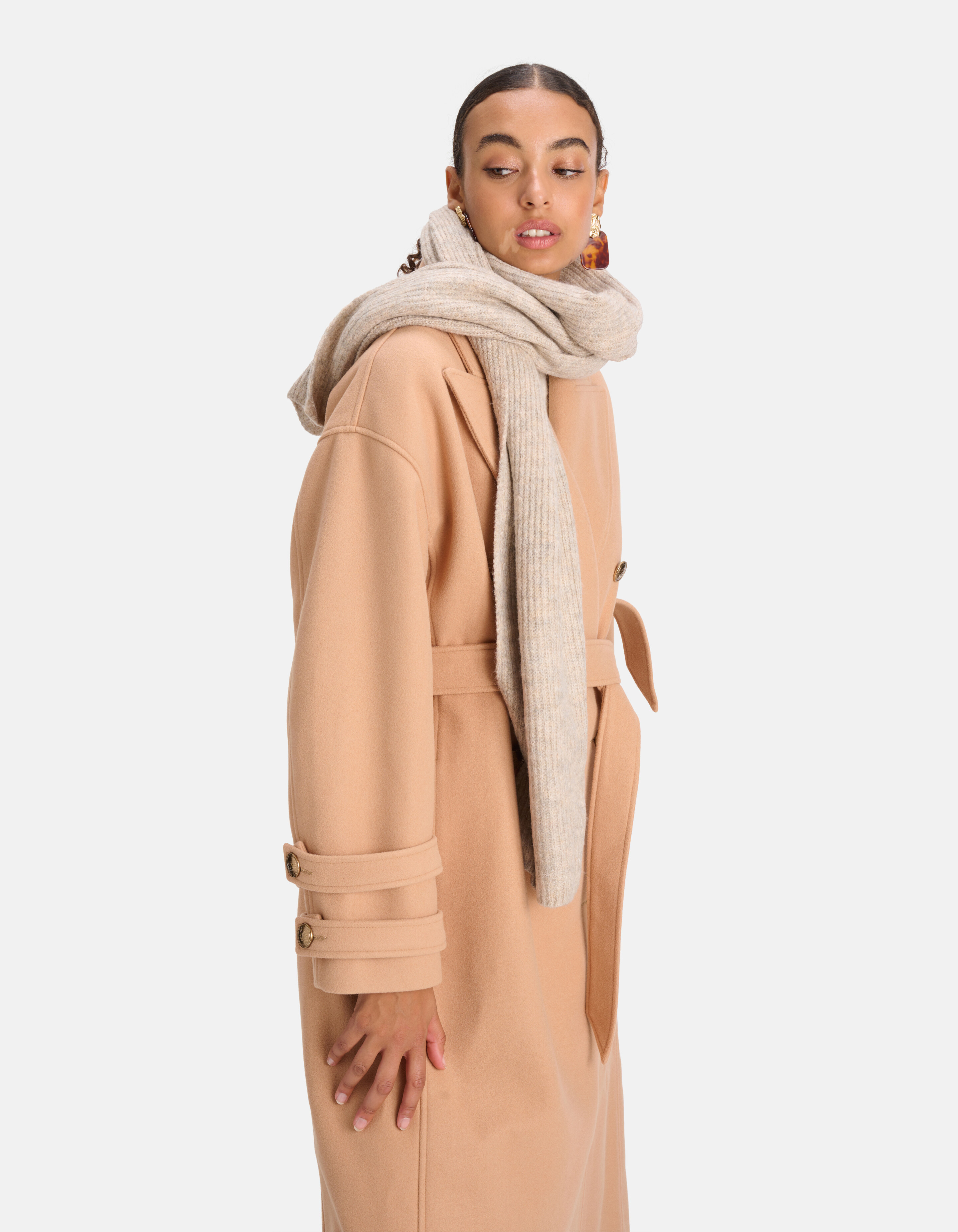 Gebreide Sjaal Beige SHOEBY ACCESSOIRES