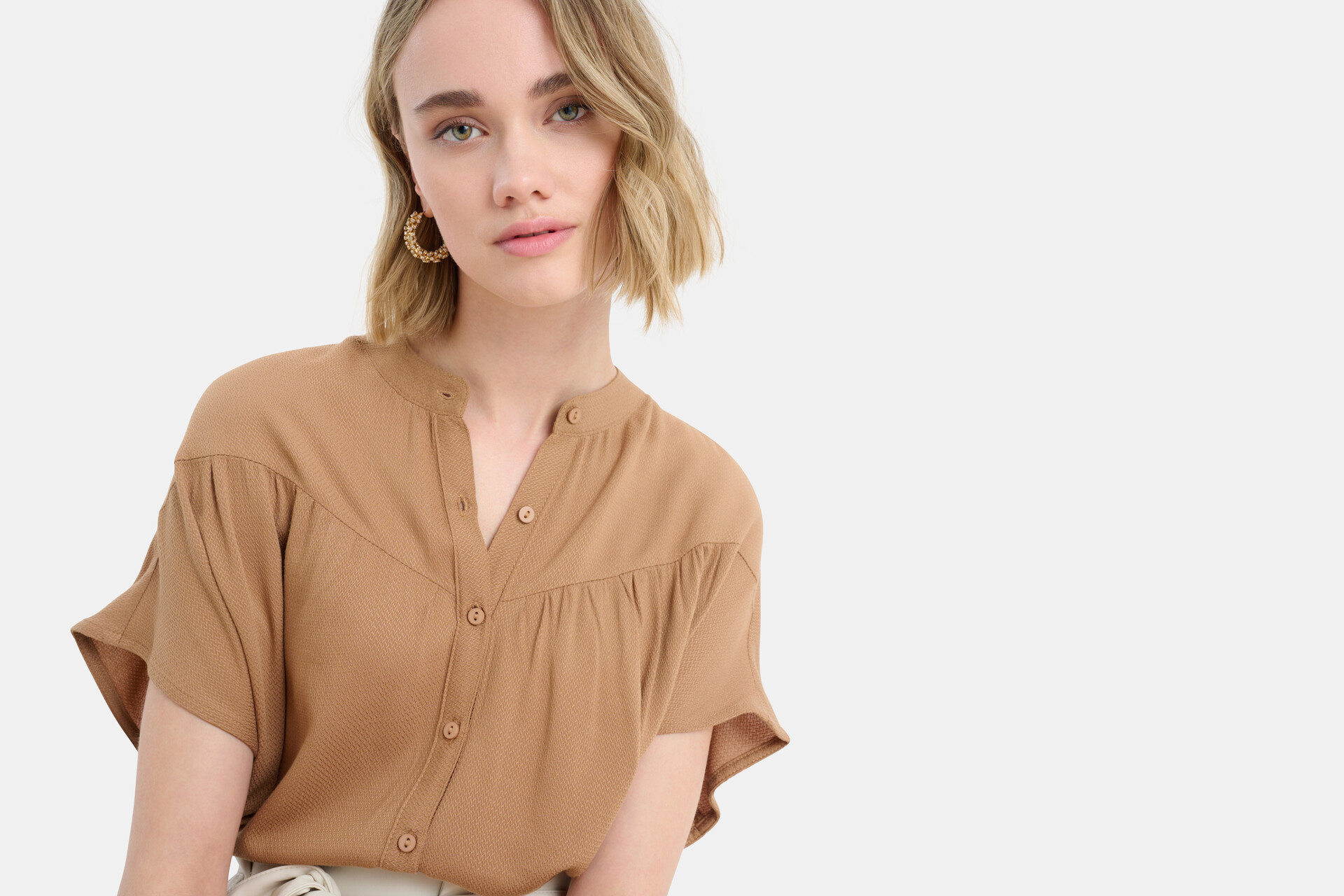 Jaccy Button Top EKSEPT