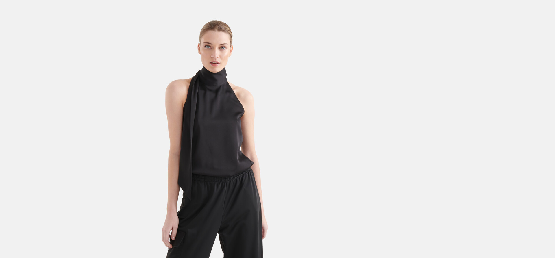 Satijnen Halter Top Zwart By Mieke SHOEBY WOMEN