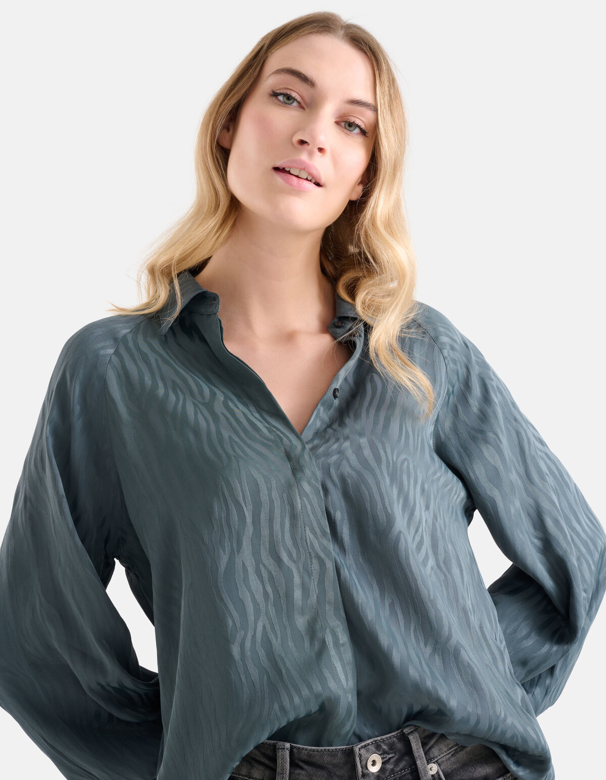 Relaxed Jacquard Blouse Petrol SHOEBY WOMEN