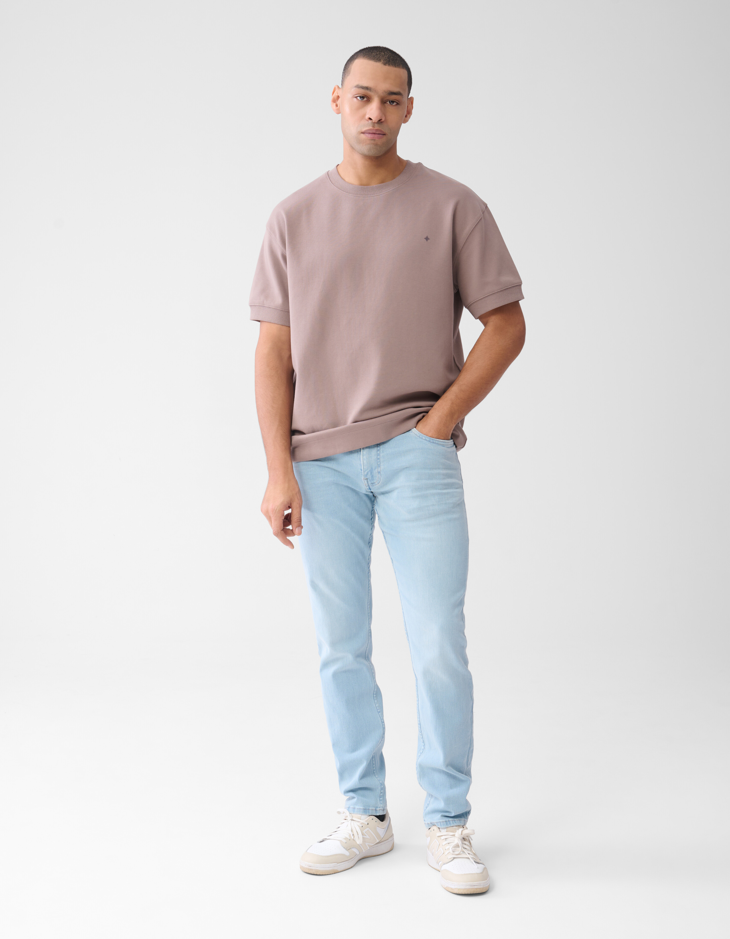 Slim Fit Jog Jeans Bleached L34 SHOEBY MEN