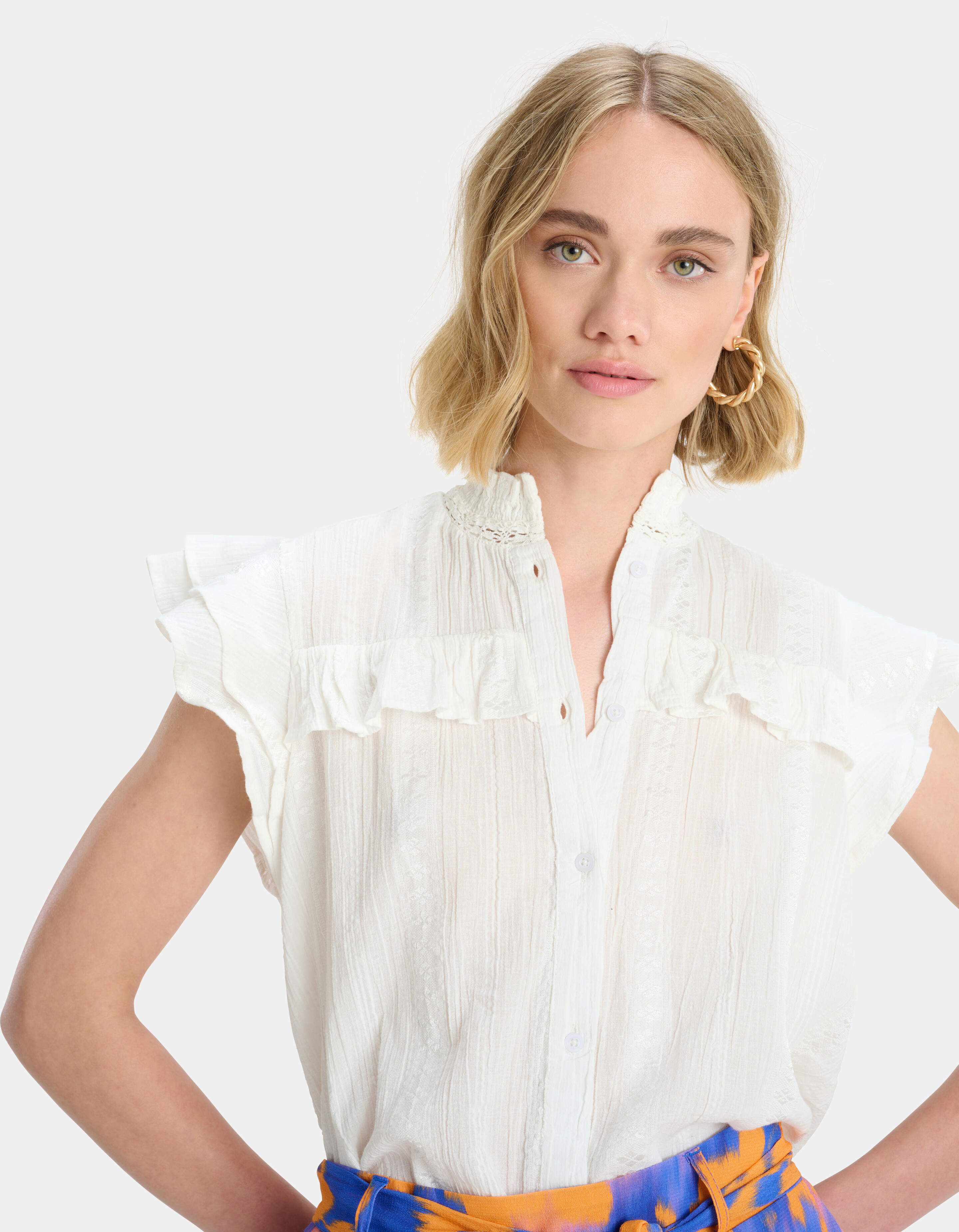 Broderie Ruffle Top Gebroken Wit EKSEPT