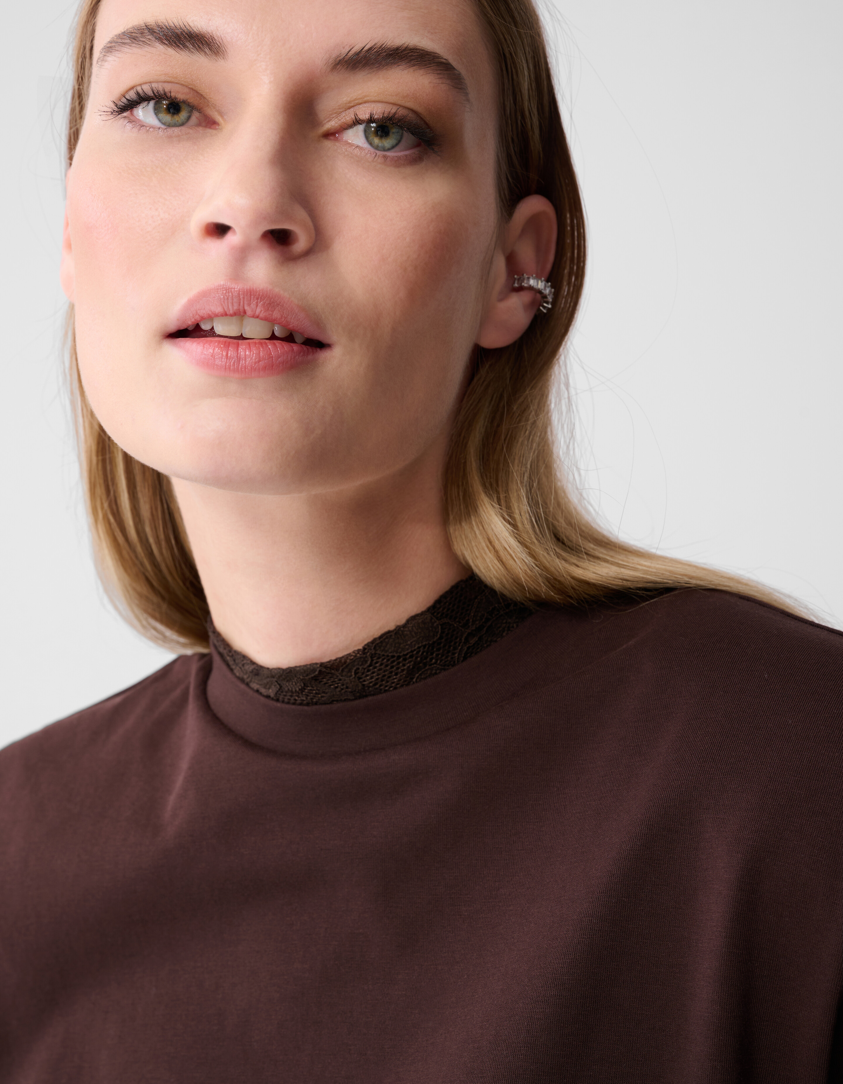 Padded T-shirt Donkerbruin SHOEBY WOMEN
