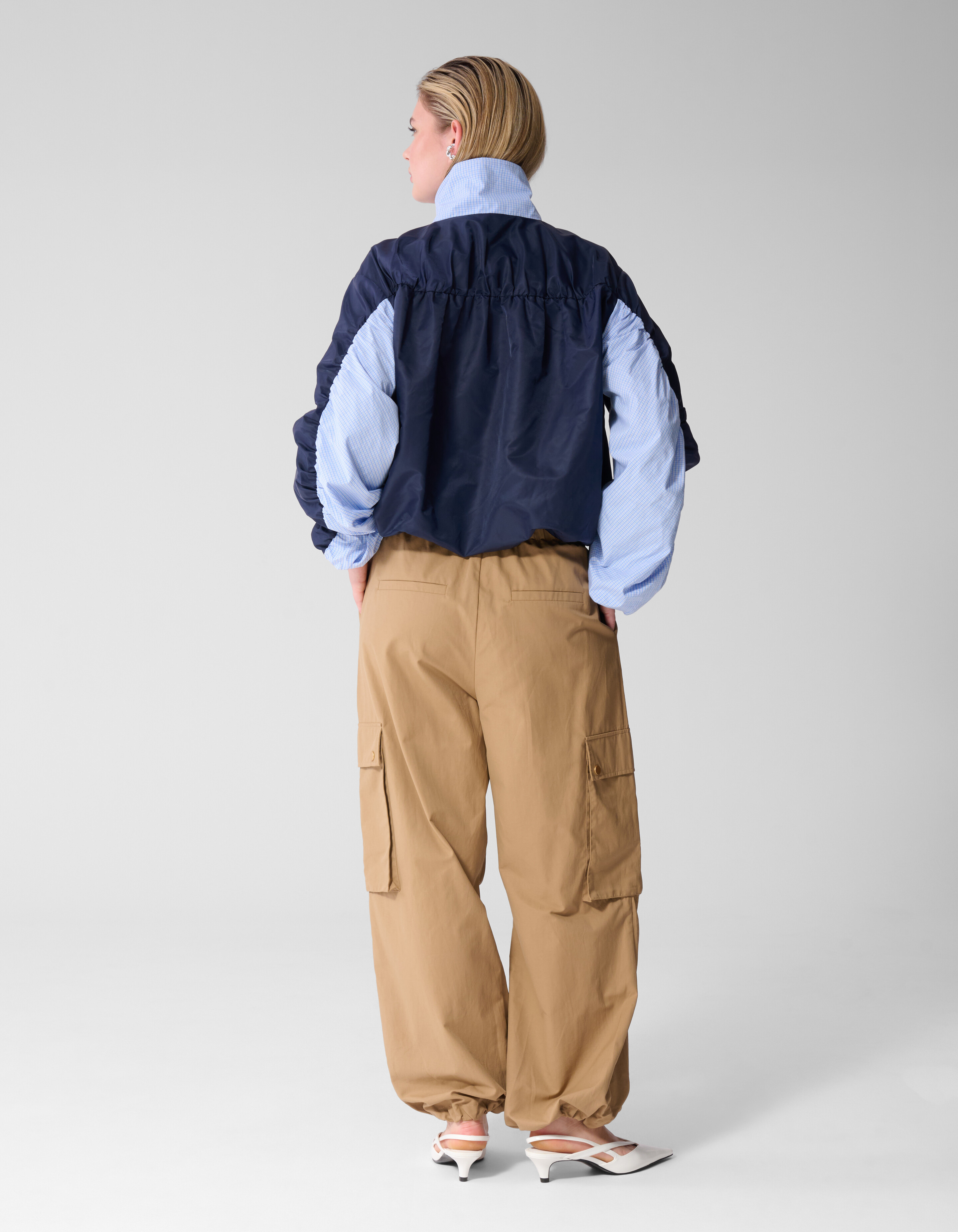 Loose Fit Cargo Broek Zand SHOEBY WOMEN