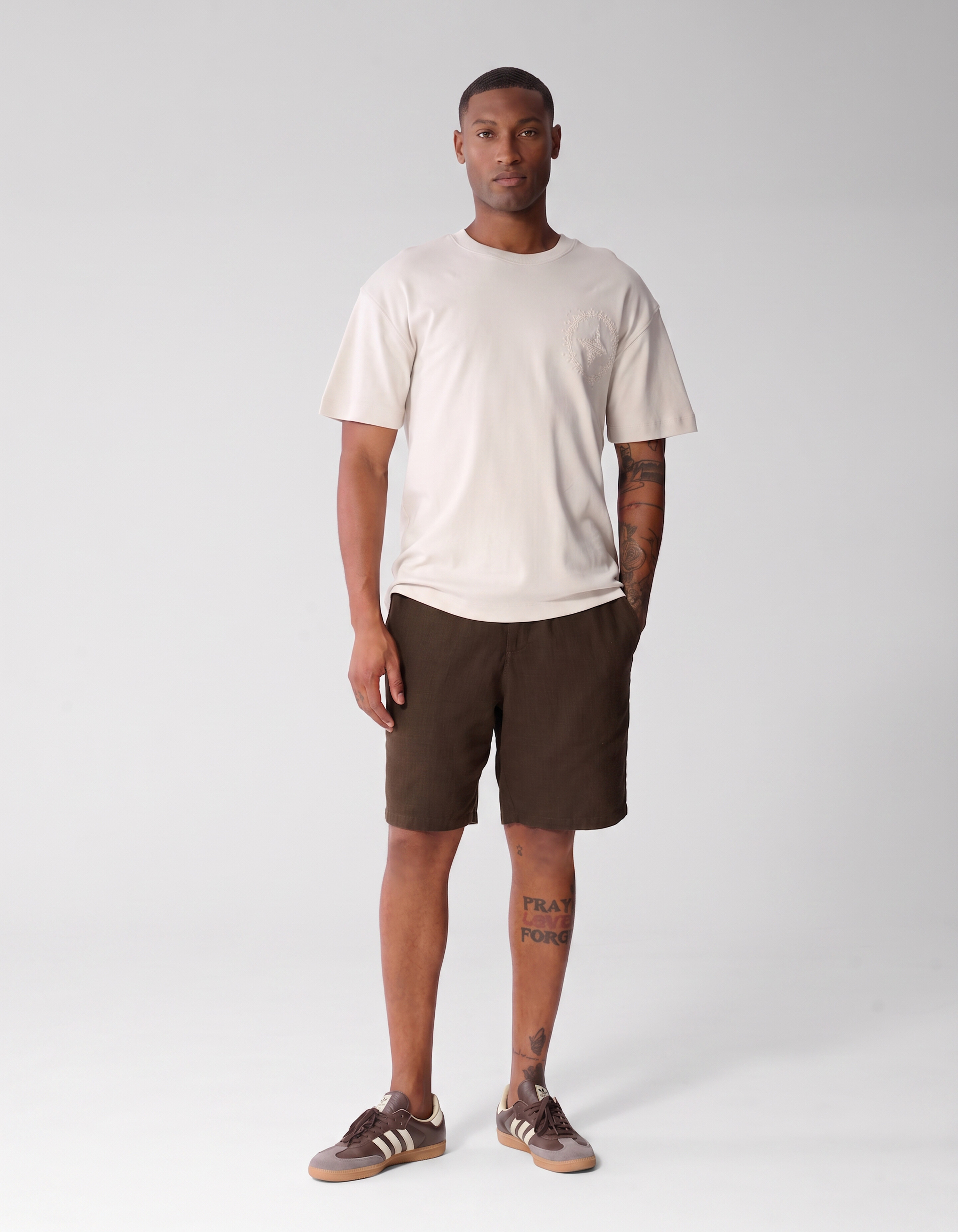 Embroidery Logo T-shirt Beige SHOEBY MEN