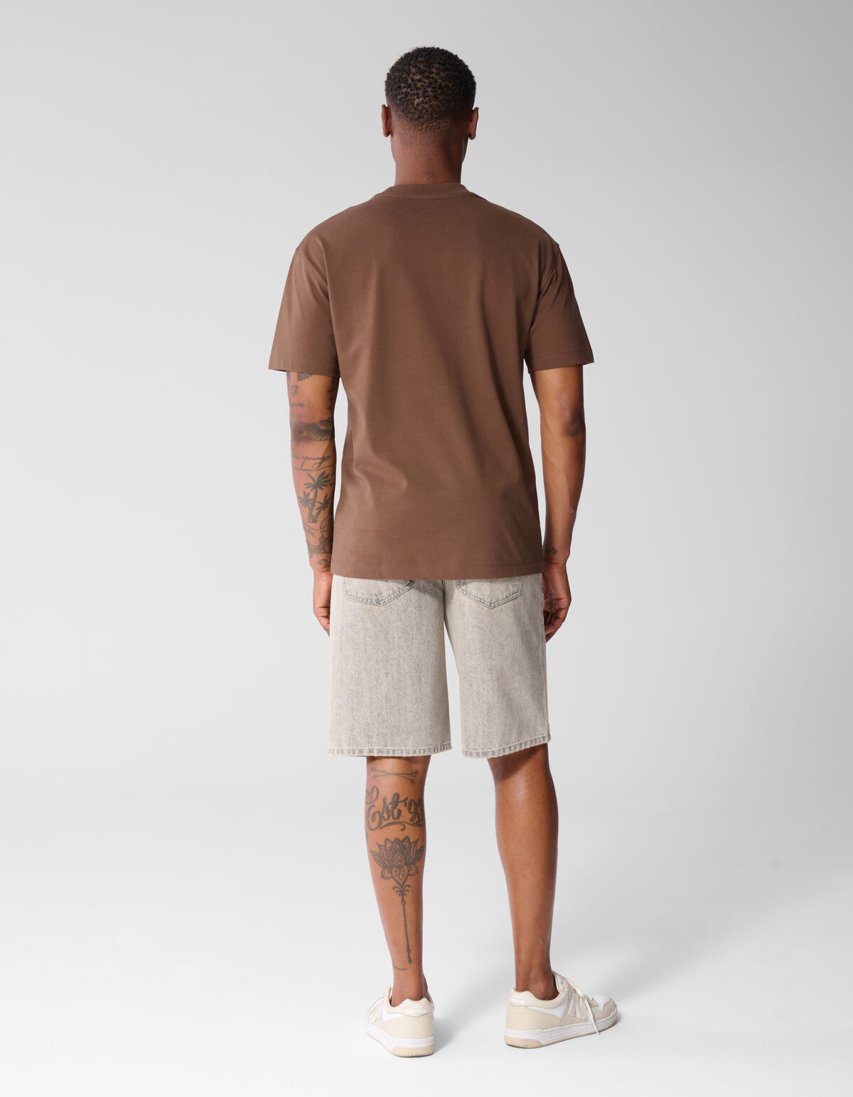 Tekst Print T-shirt Donkerbruin SHOEBY MEN