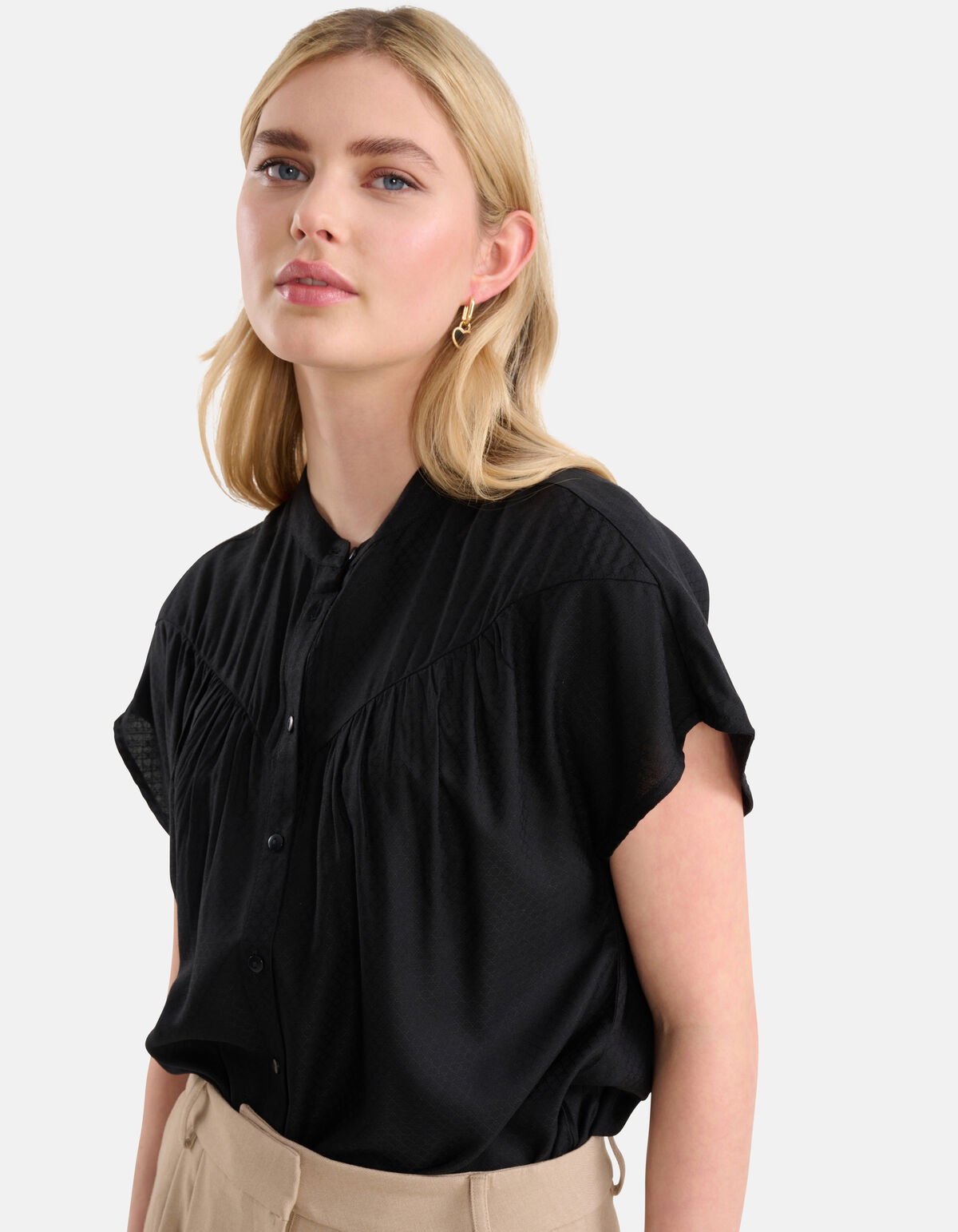 Relaxed Fit Top Zwart SHOEBY WOMEN