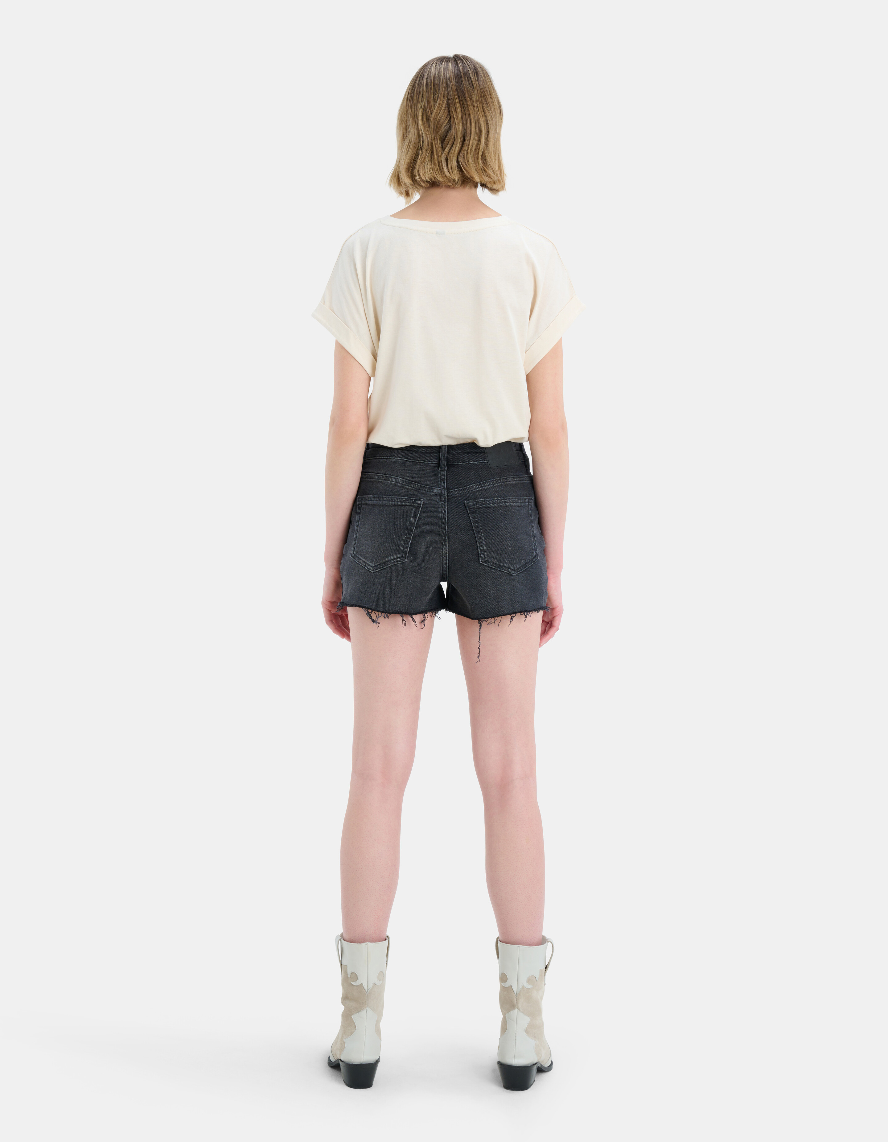 Stella Short EKSEPT